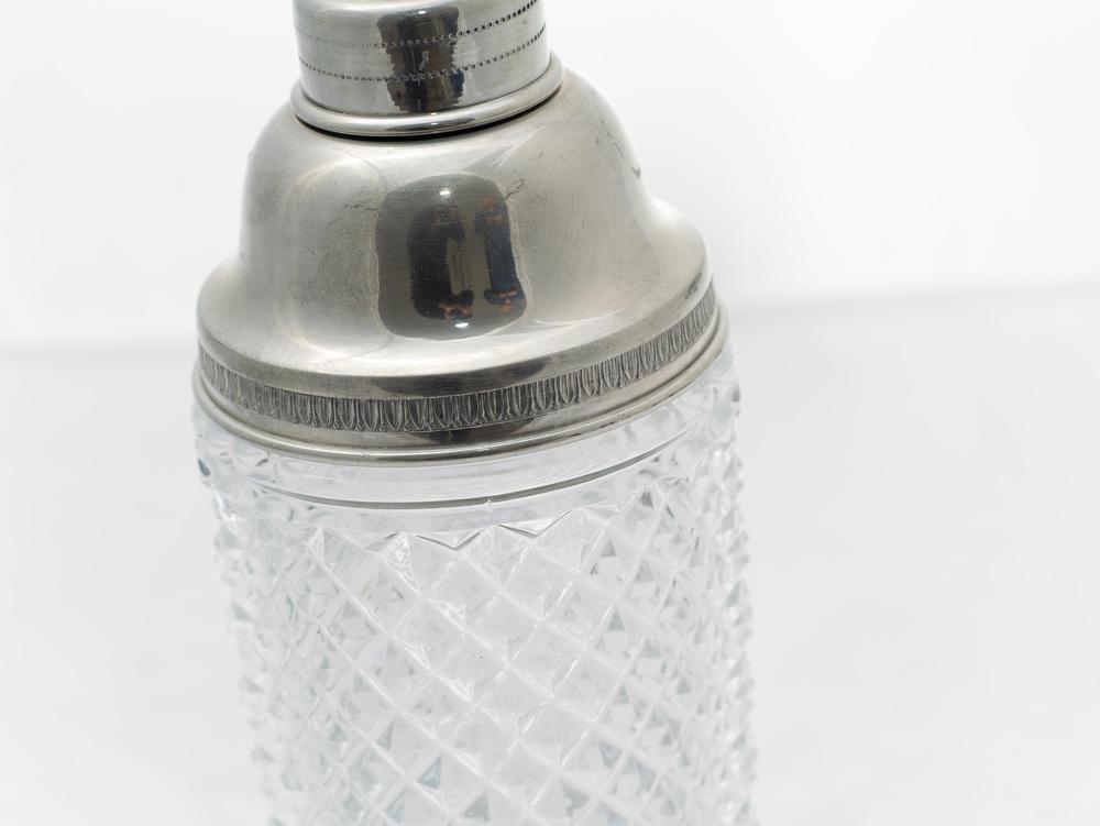 【中古】 Sweet Caterina / Vintage Cocktail Beat Cut Crystal Cocktail Shaker, Italy, 1960s | Chairish
