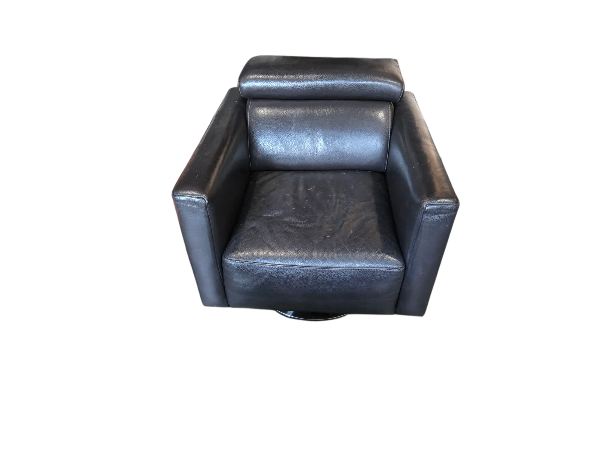 Calia Italia Swivel Leather Lounge Chairs - A Pair