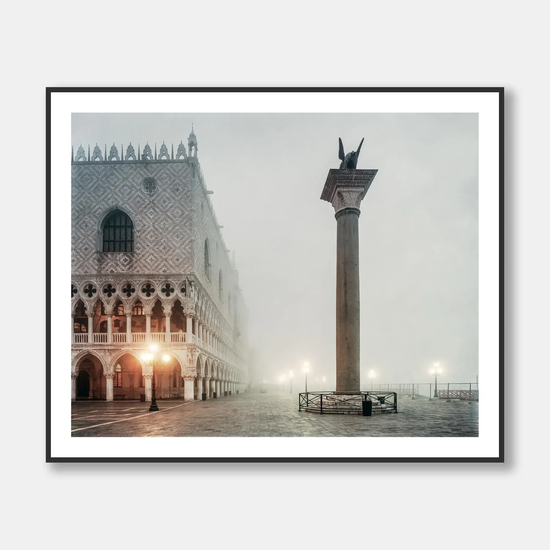 Guy Sargent, Palazzo Ducale I, Photograph
