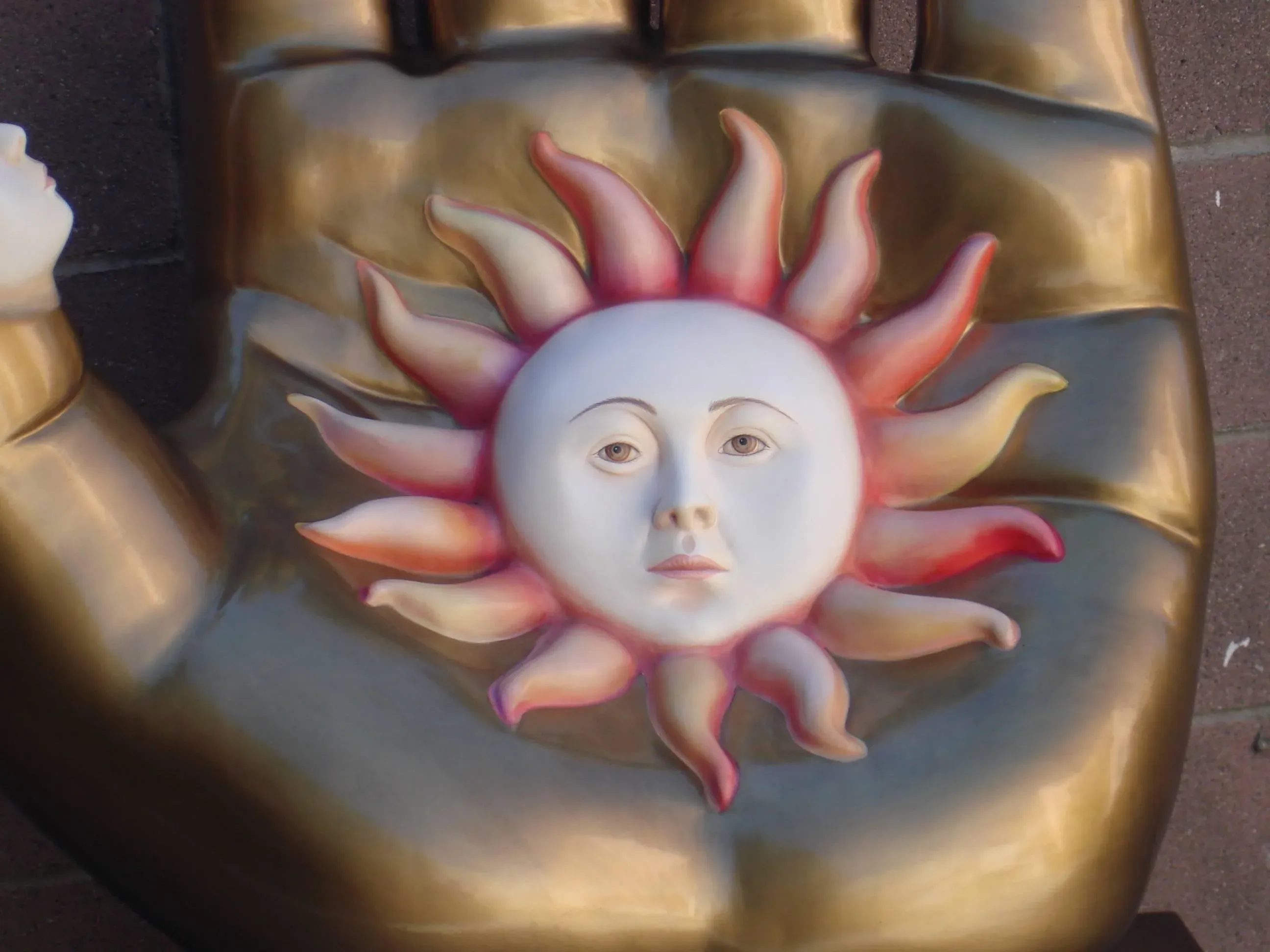 ◇ SERGIO BUSTAMANTE ceramic object ◇ This original Sergio