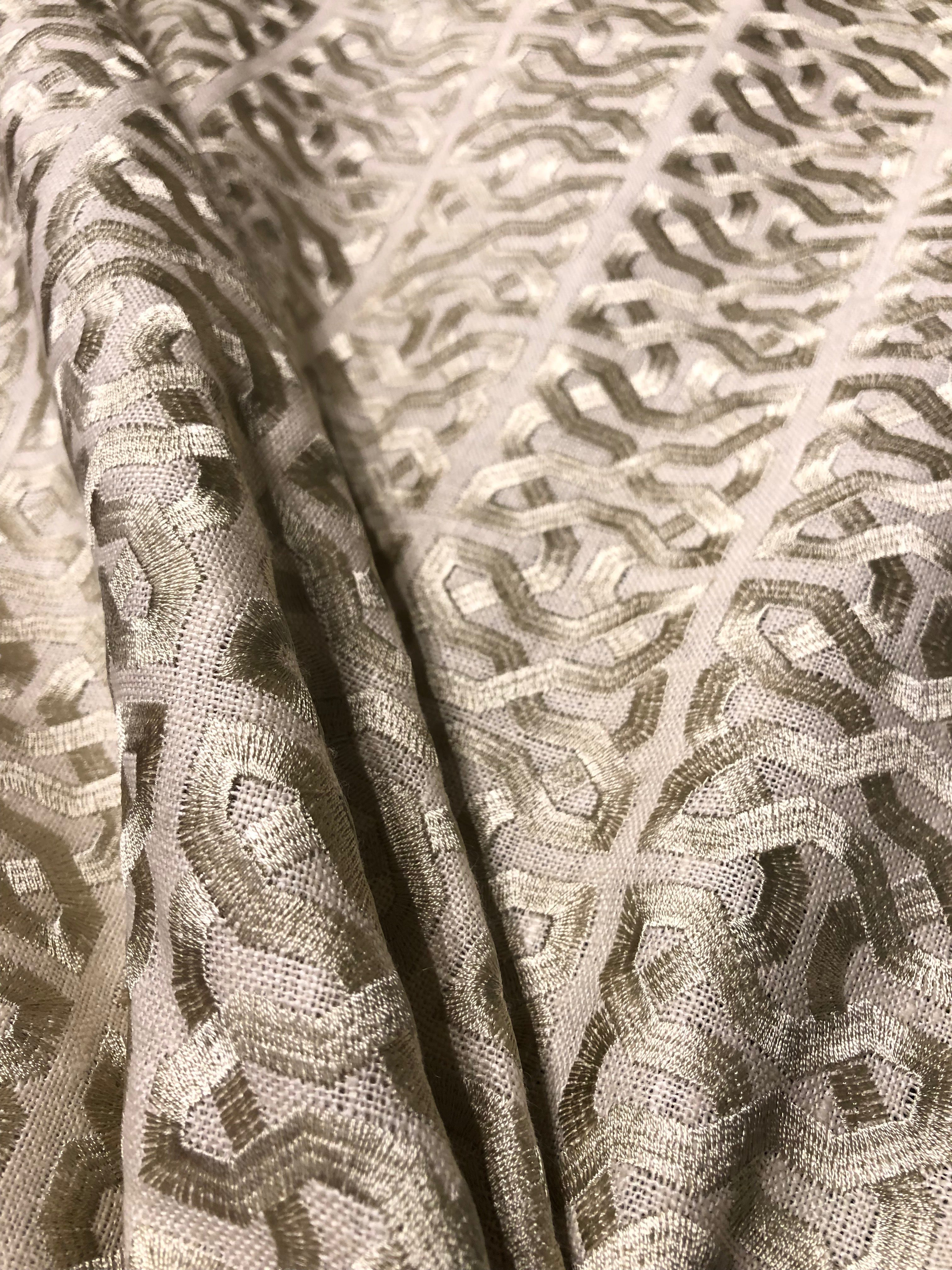 Kravet Ceylon Key Taupe Linen Drapery Fabric By Barbara Barry 20
