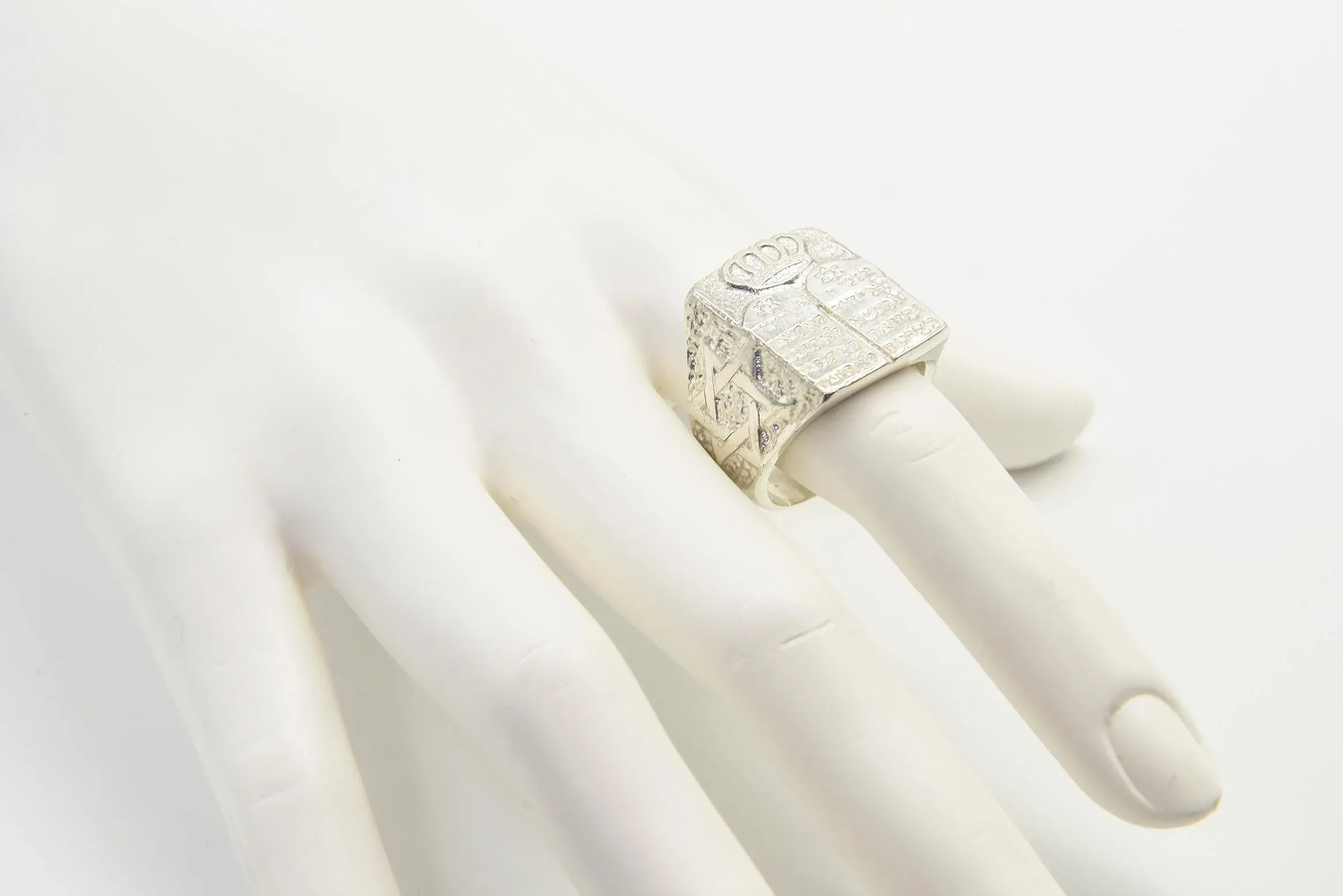 Custom Solid Gold Chains 14k Solid Gold Custom Nameplate Necklace