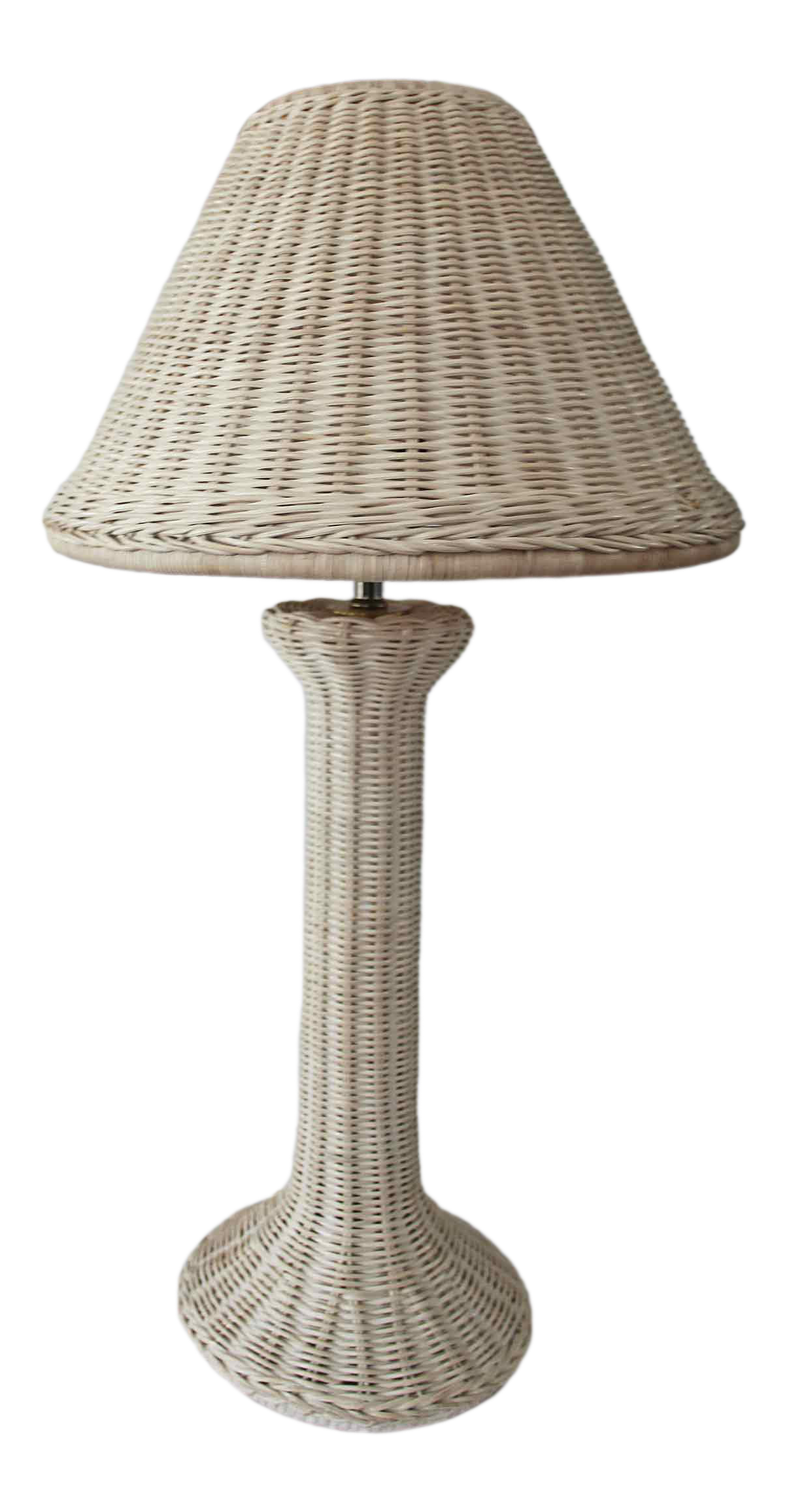 white wicker table lamp