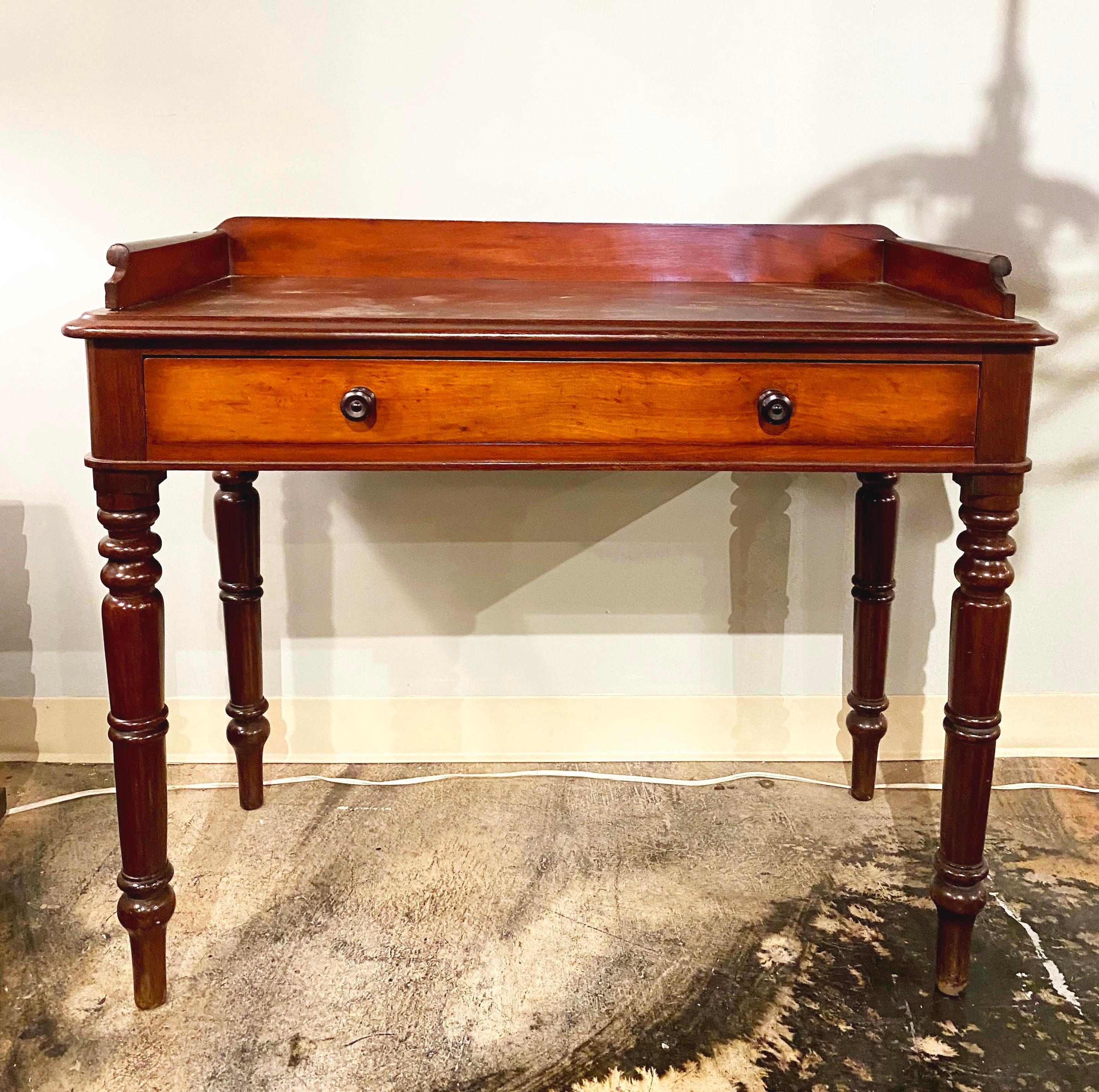 English outlet writing desk