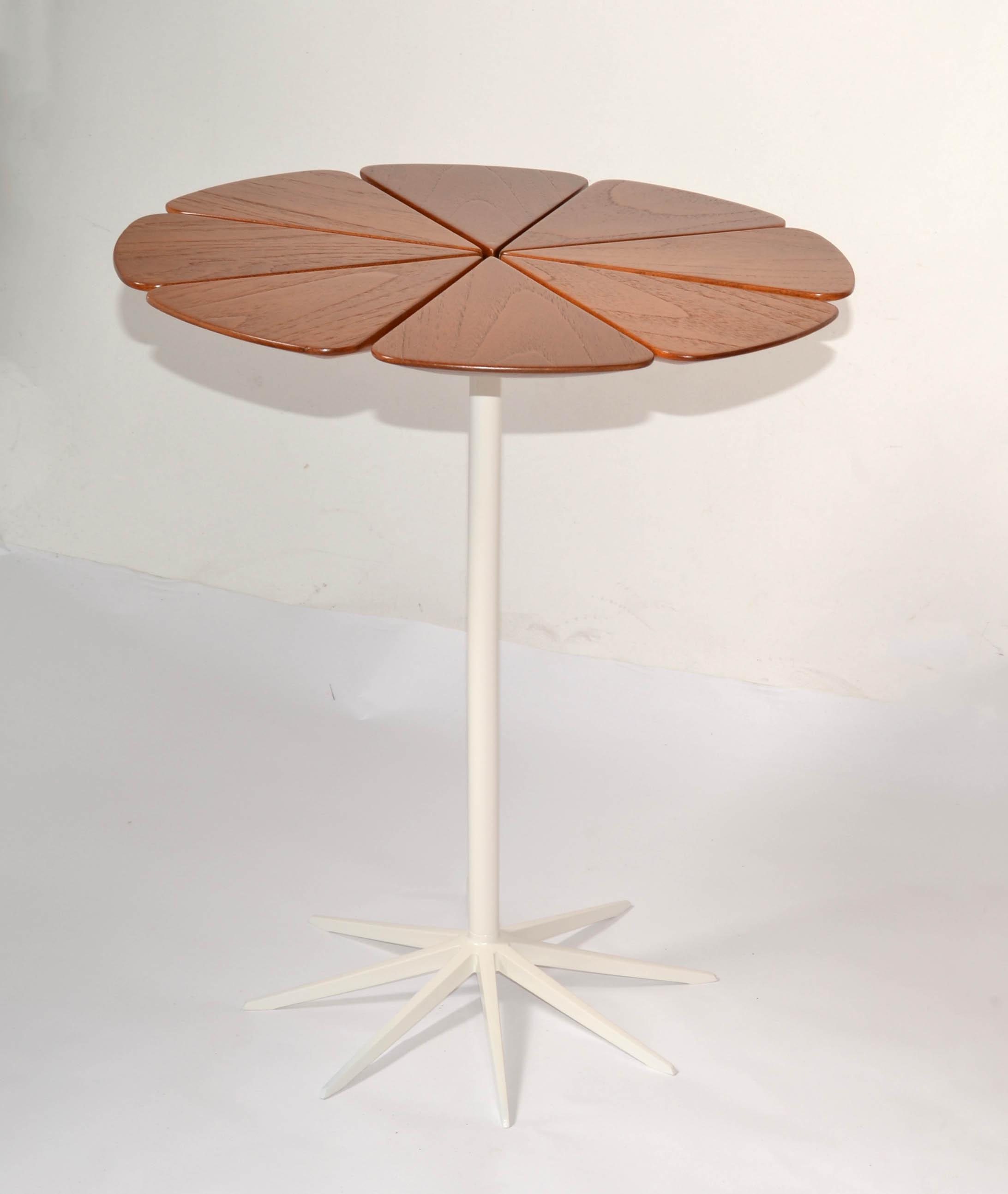 Richard Schultz Vintage Petal End Table Knoll Mid-Century