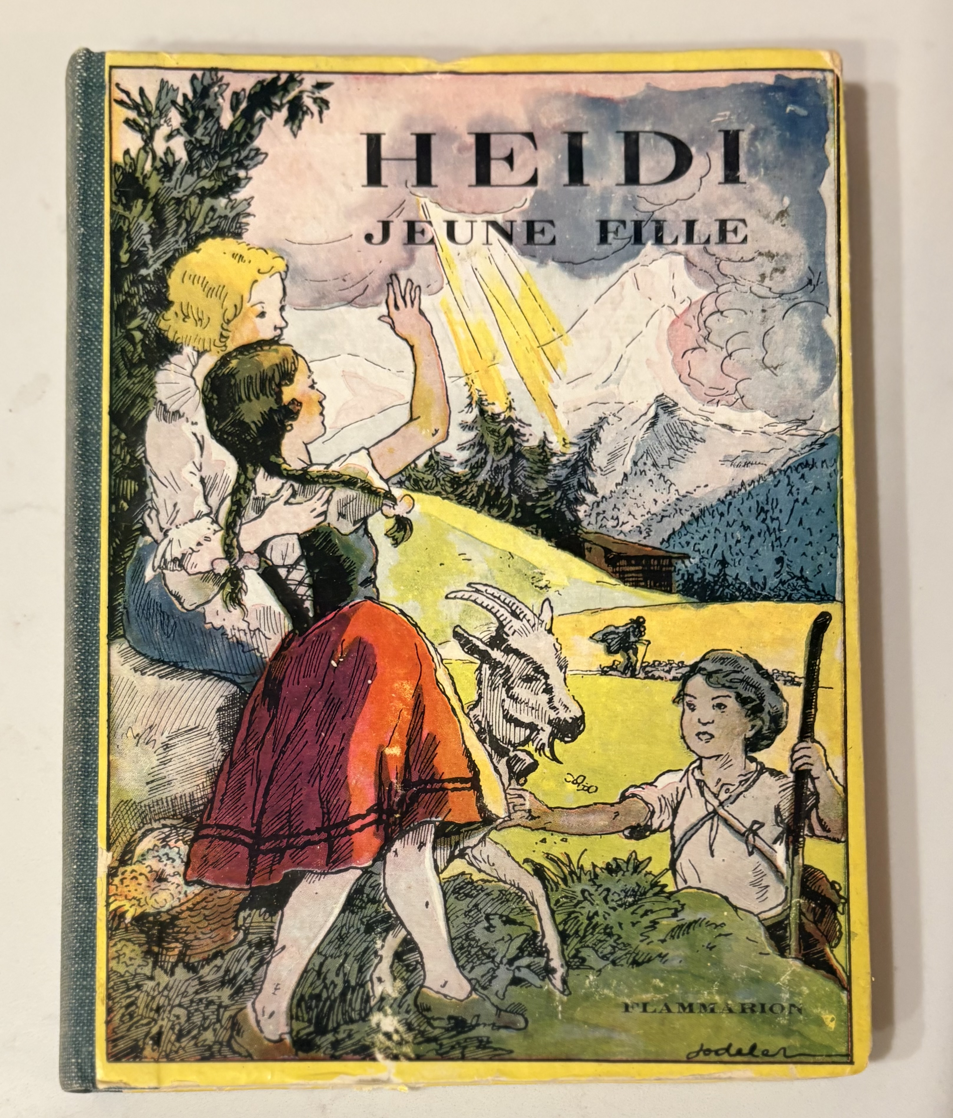 1950's French Language Edition of Johanna Spyri's Classic Heidi