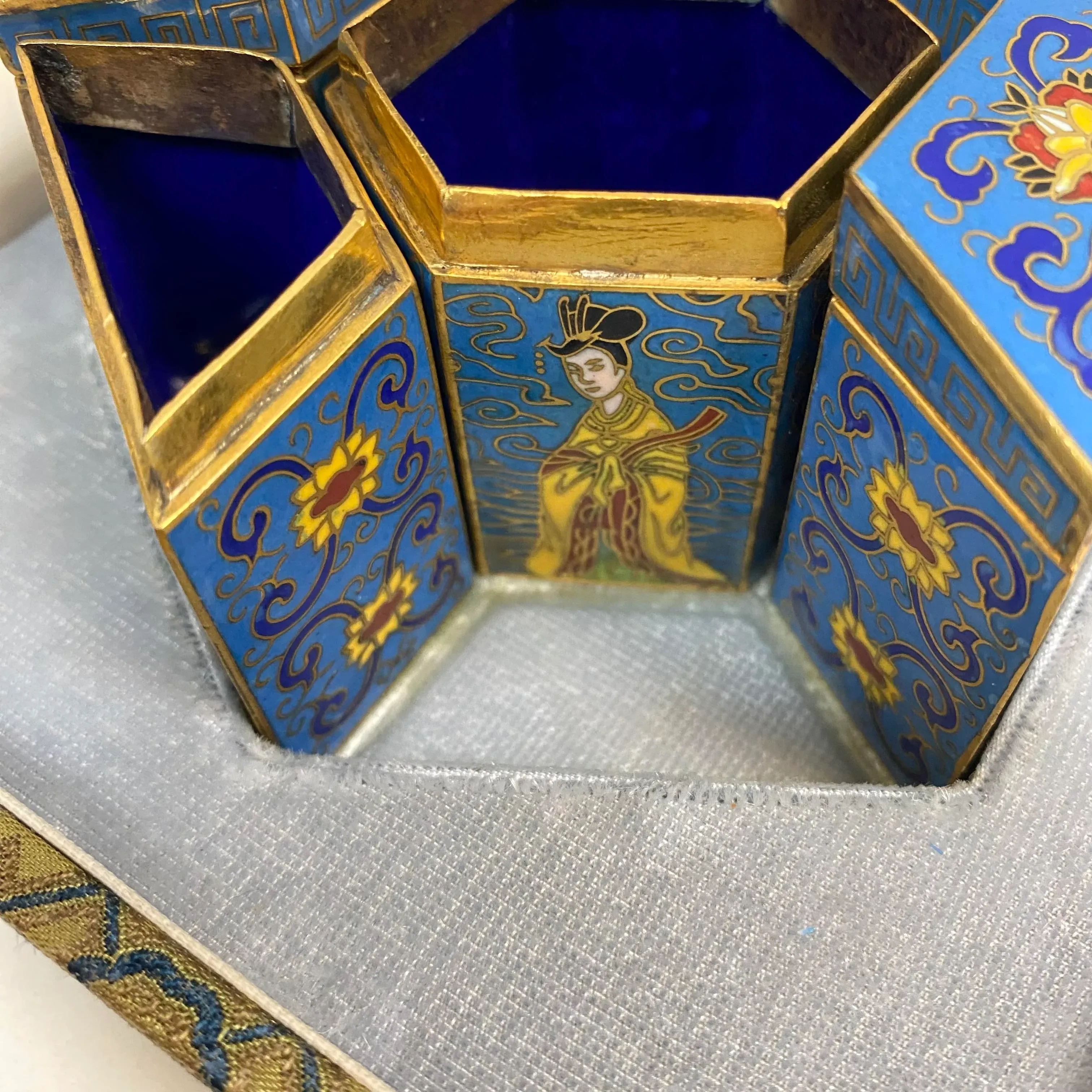 Vintage Chinese Peking Seven Hexagonal Cloisonné Enameled Trinket
