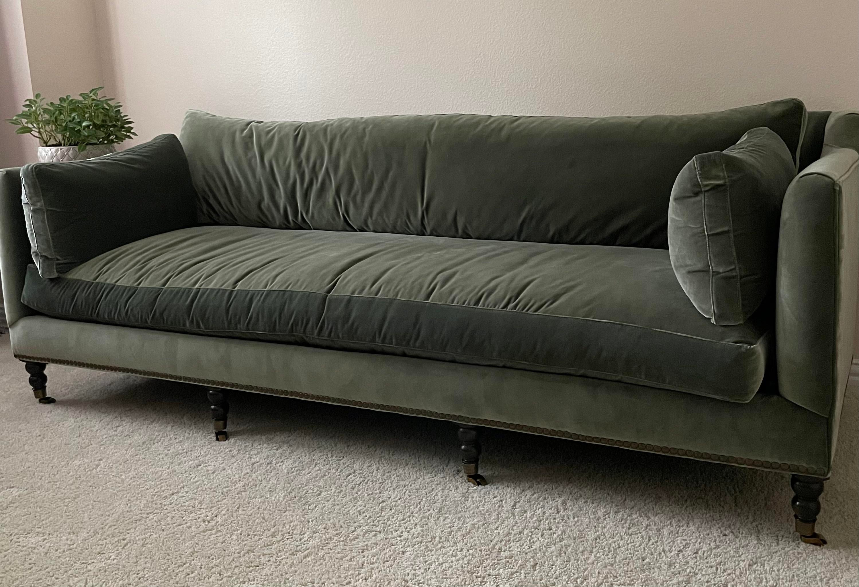 Margot sofa 2024 moss green velvet