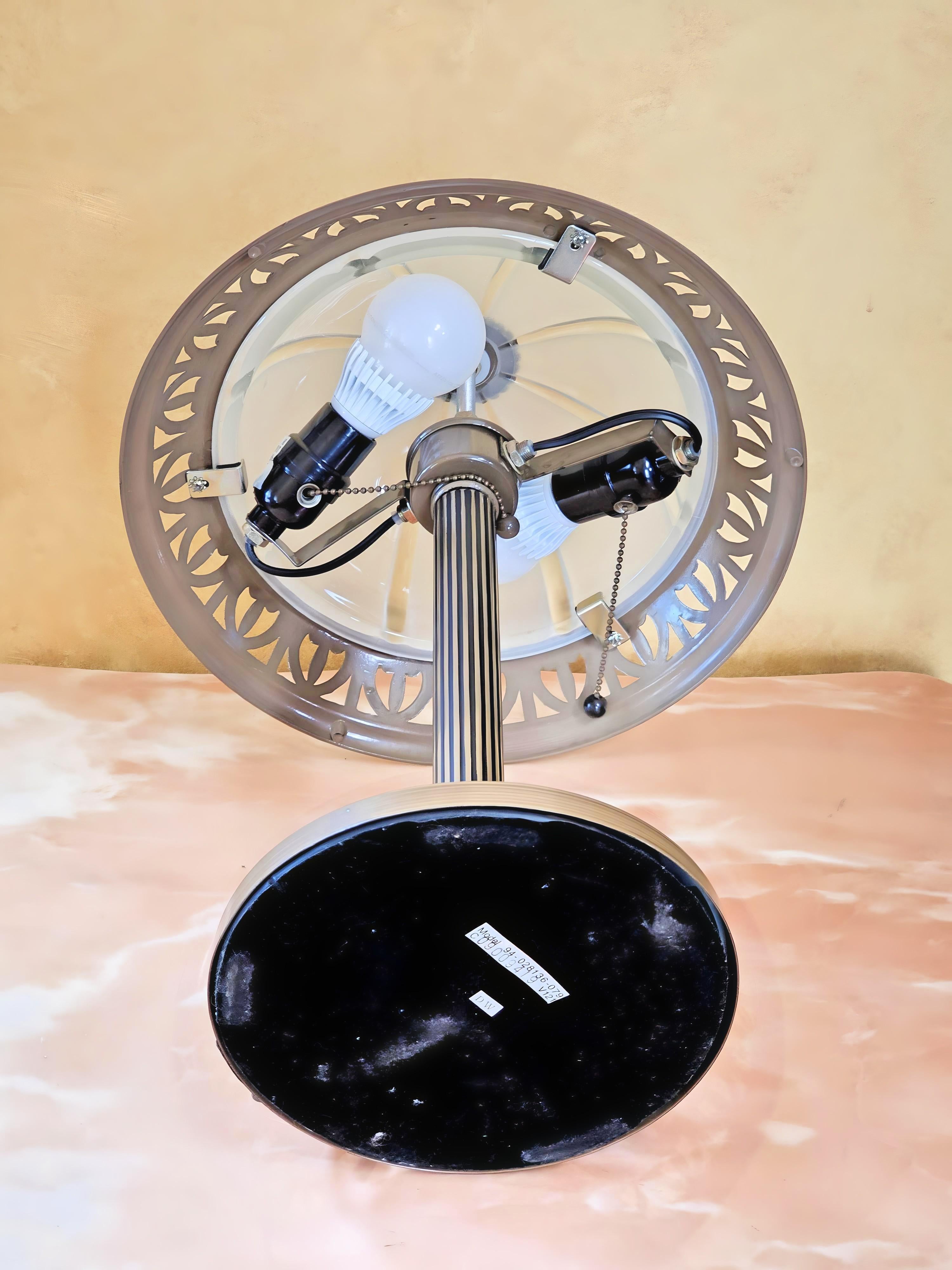 Vintage Desk Lamp With Frosted Glass Shade and Pull Chain