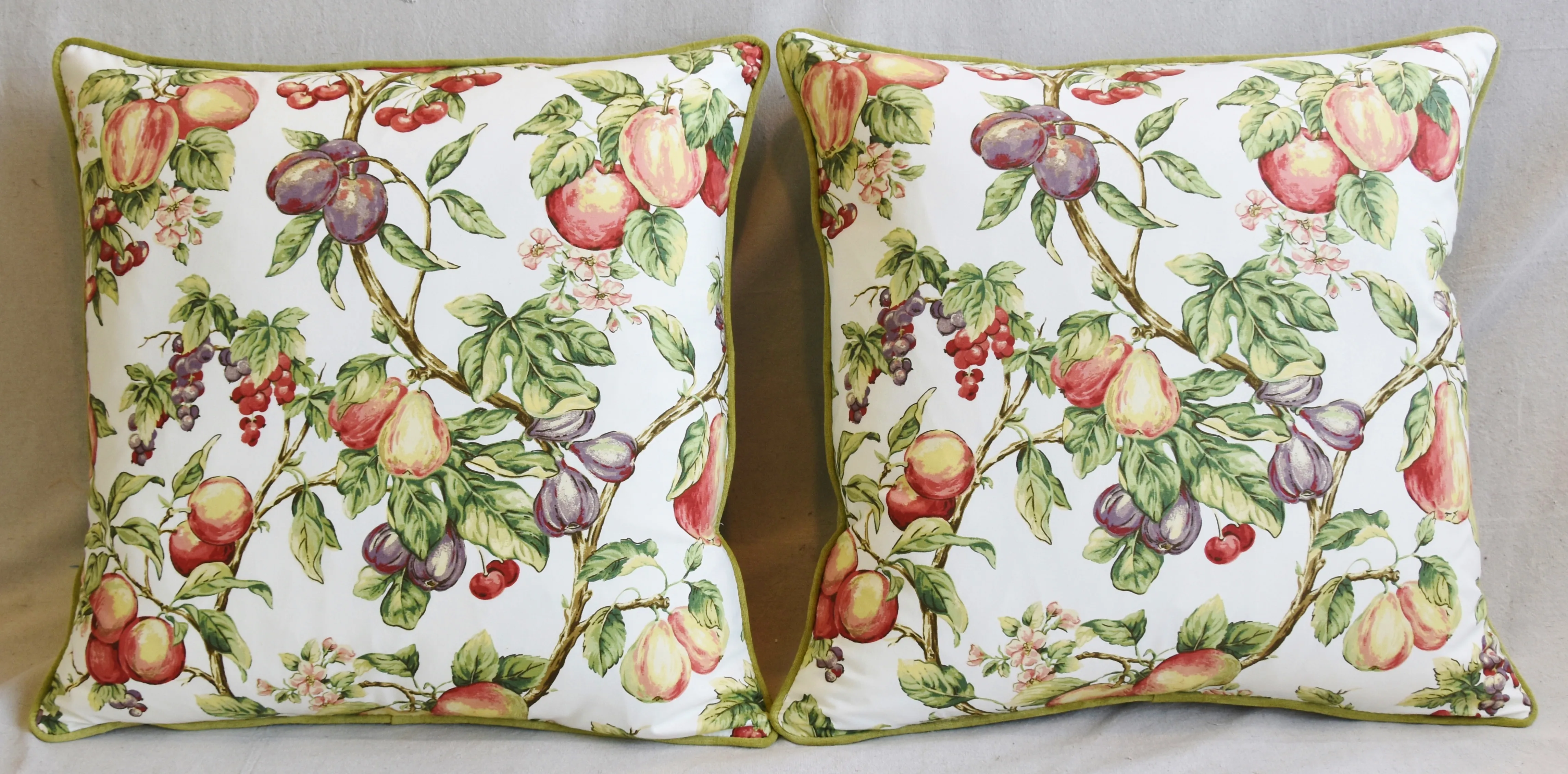 Kaufmann Bountiful Fruit Feather/Down Pillows 24