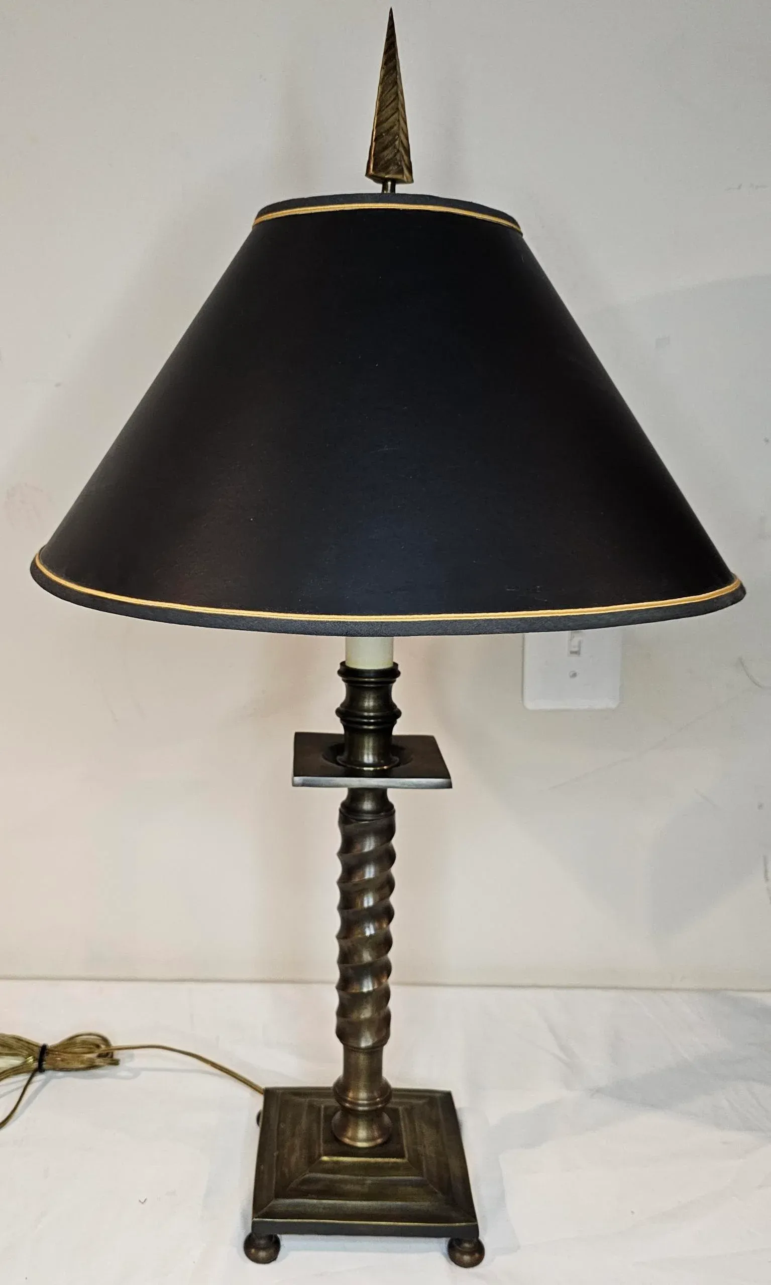 Vintage 1983 Sarreid Ltd. Brass Table Lamp | Chairish