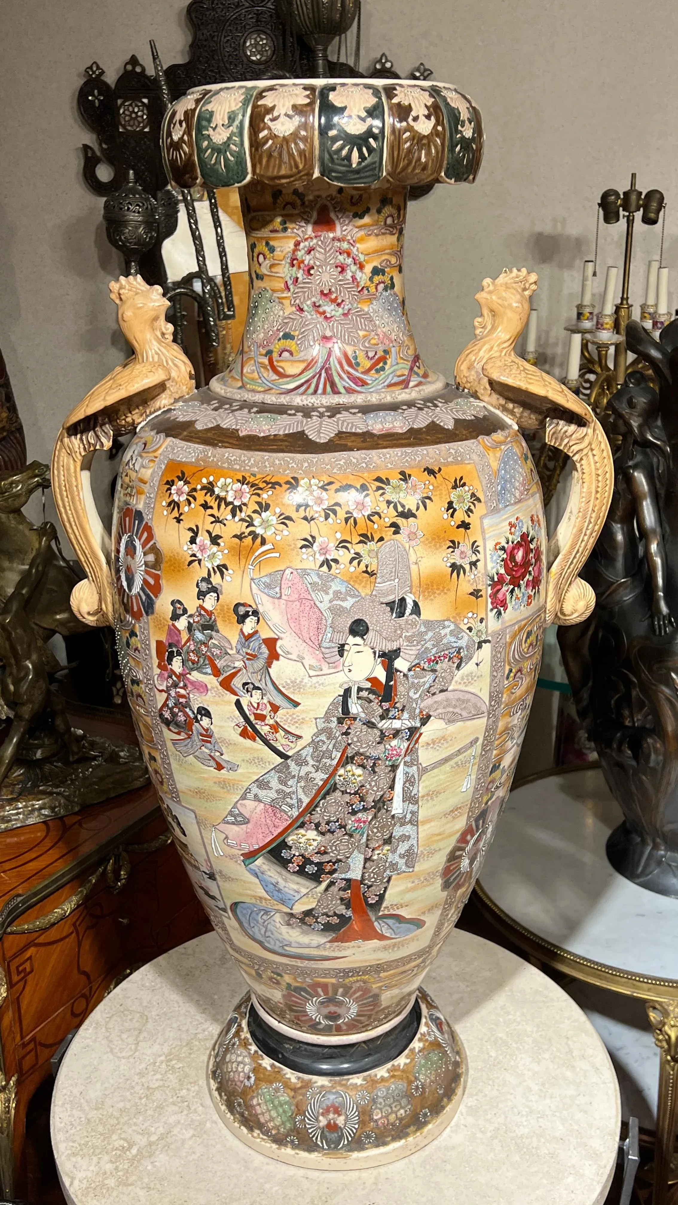 Very Fine quality Monumental meiji period Japanese Satsuma