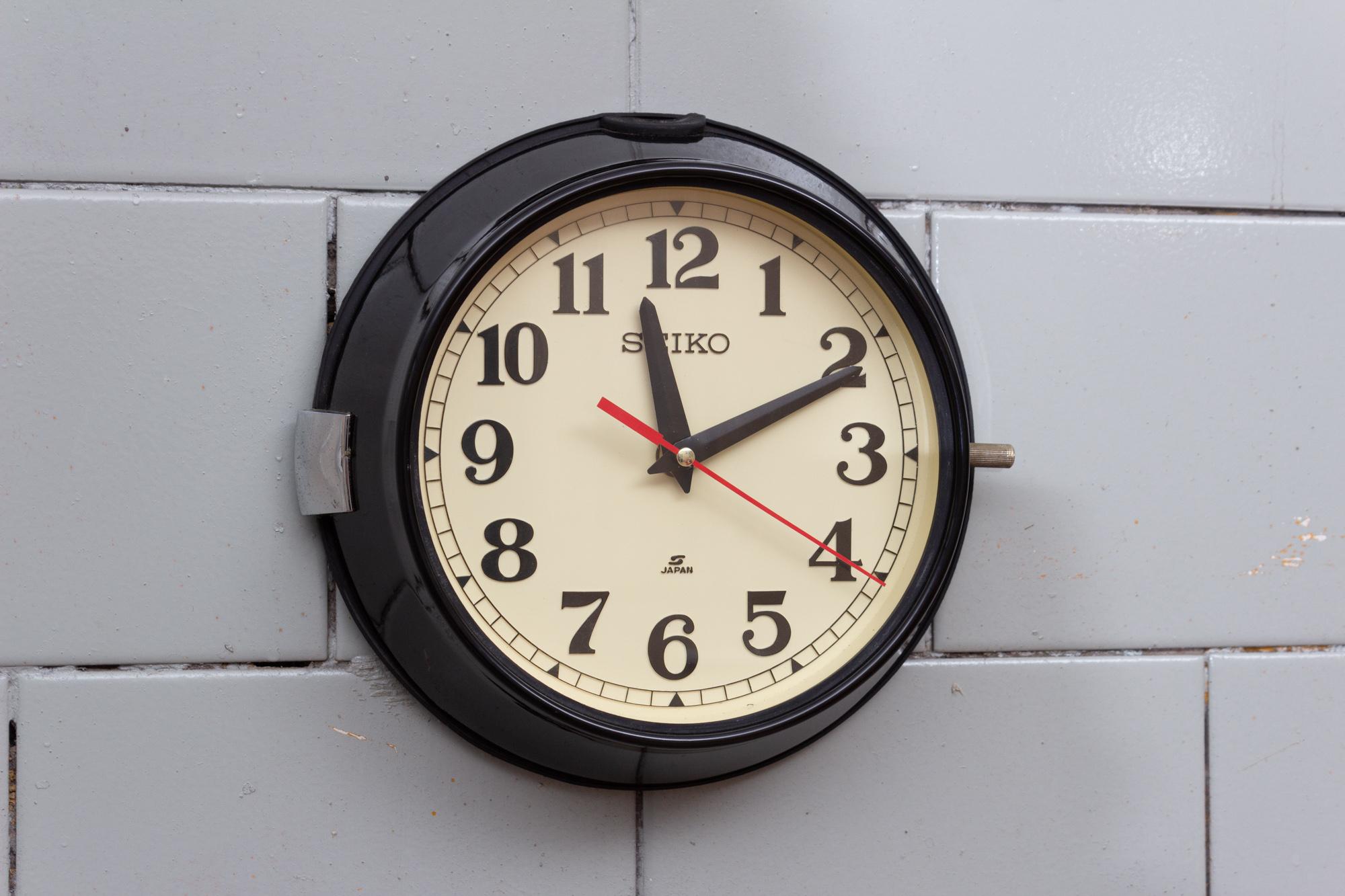 90s SEIKO ポストモダン vintage clock メンフィス 1990s Seiko, Vintage Japan Clock With a Timer by Quartz in