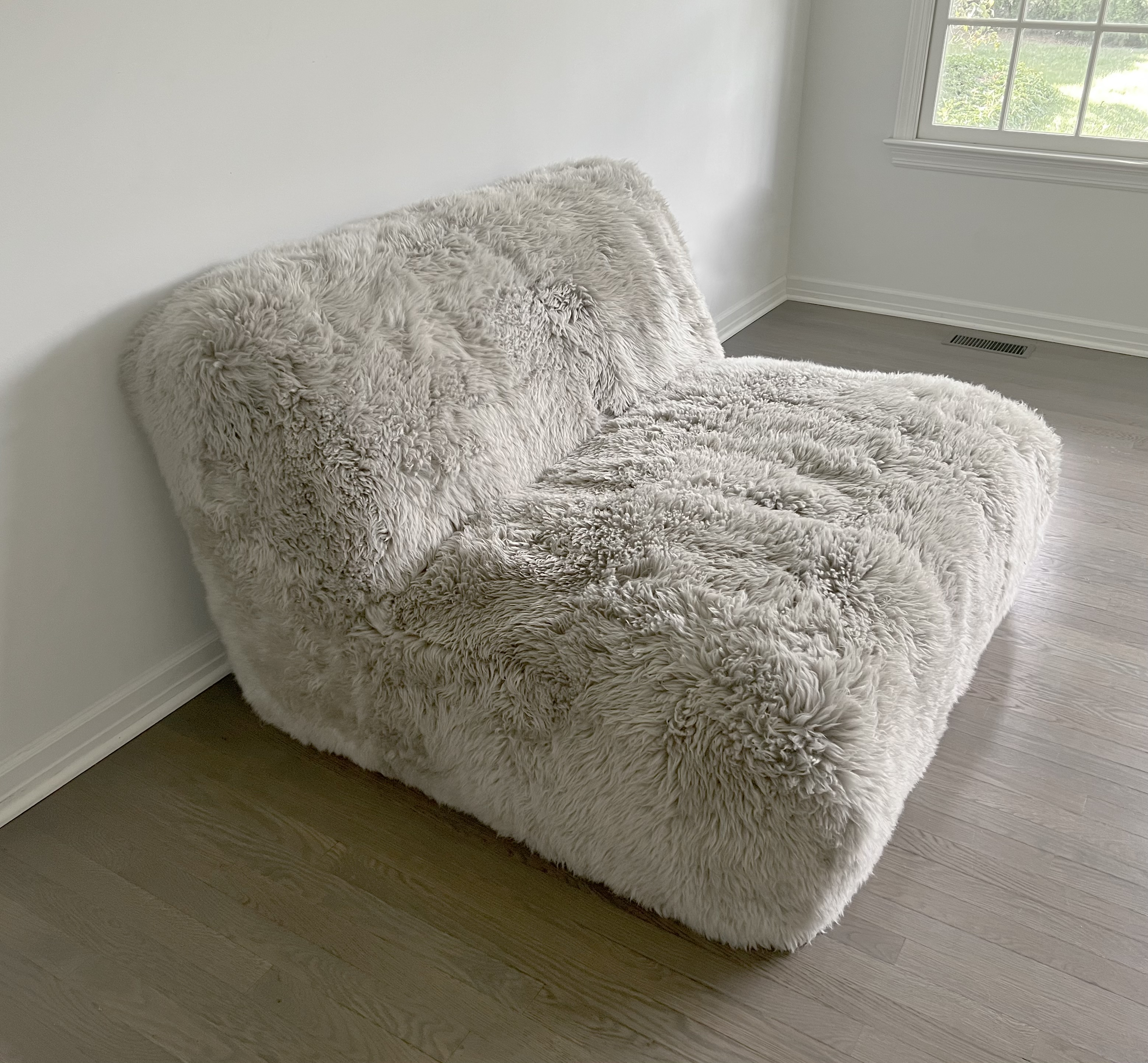 Yeti Sheepskin Armchair