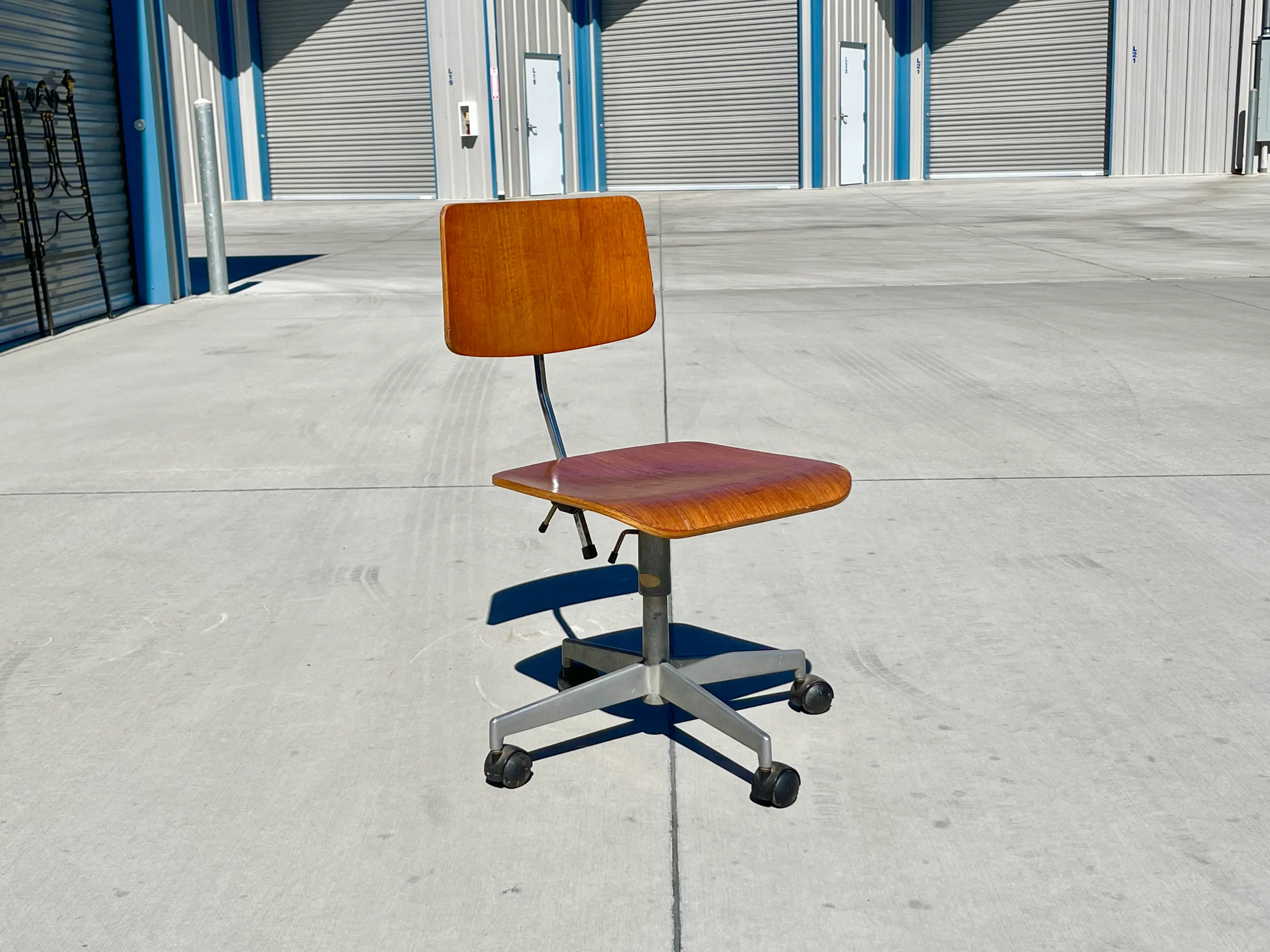 1950s Mid Century Modern Office Chair by Jorge Rasmussen