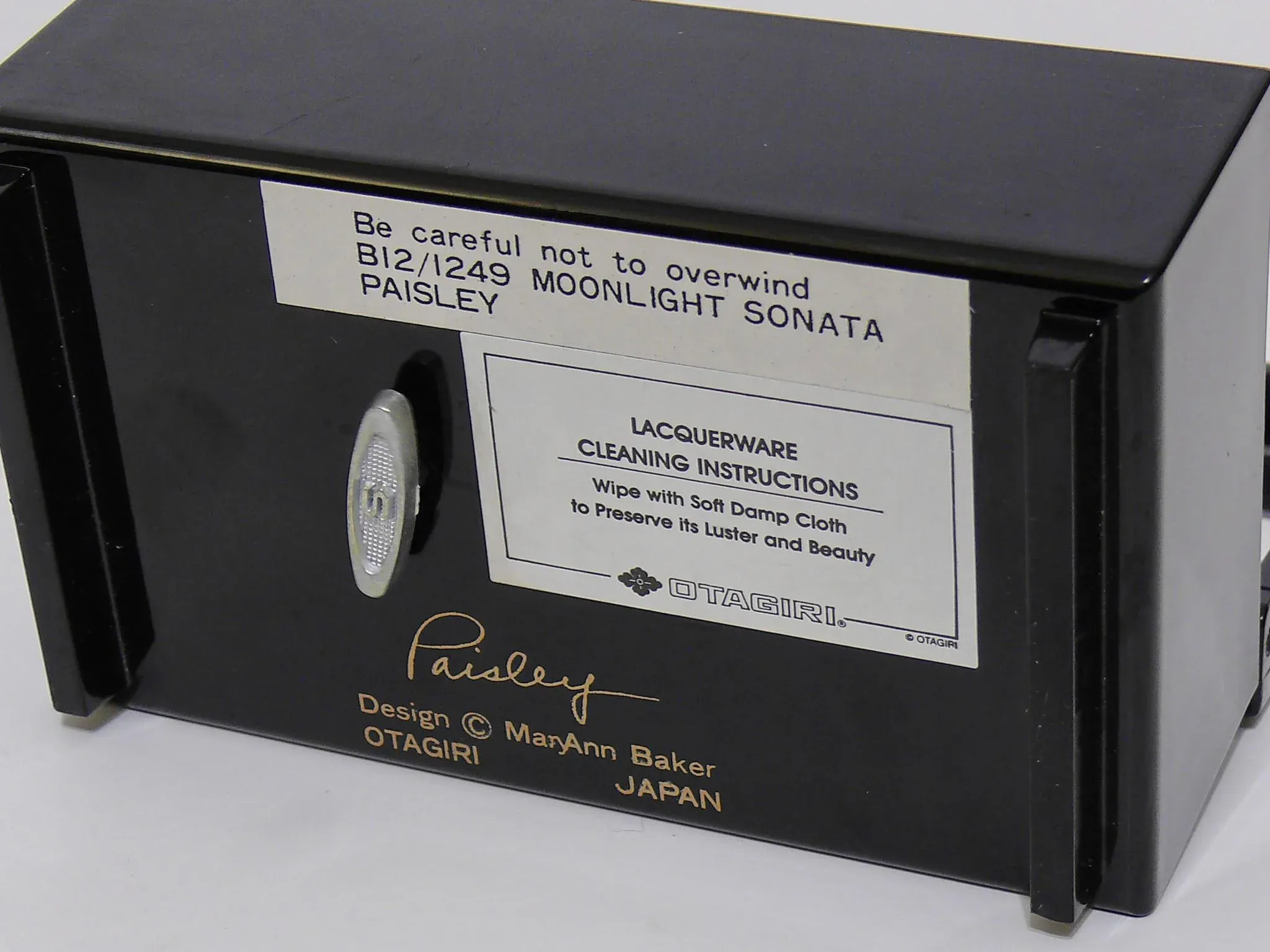 Otagiri Japan MaryAnn Baker Lacquered Paisley Music Box