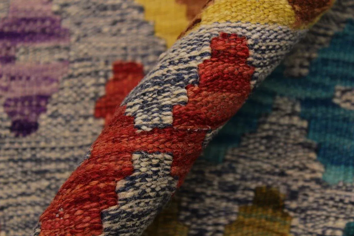 Tribal Hand-Woven Kilim Wool Runner - 2\'7\