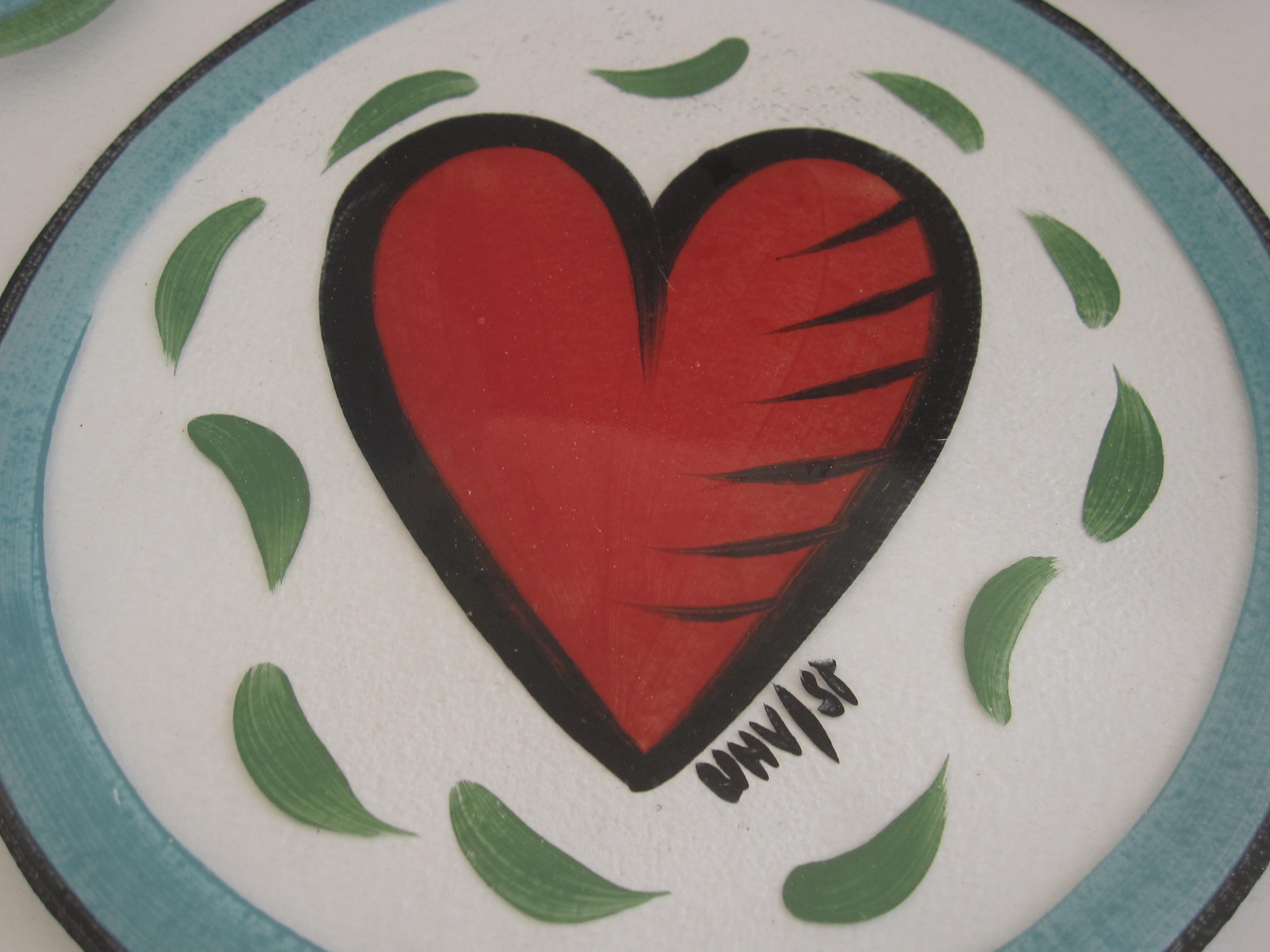 Kosta Boda Heart Plate Hand Painted Ulrica Hydman Vallien