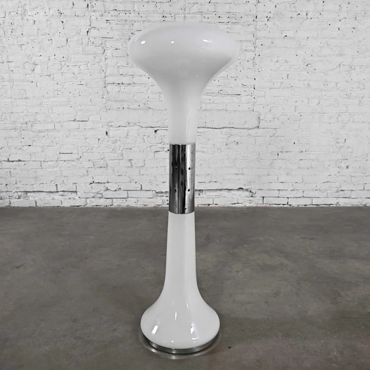 Modern Italian Carlo Nason for Mazzega Murano Glass & Chrome