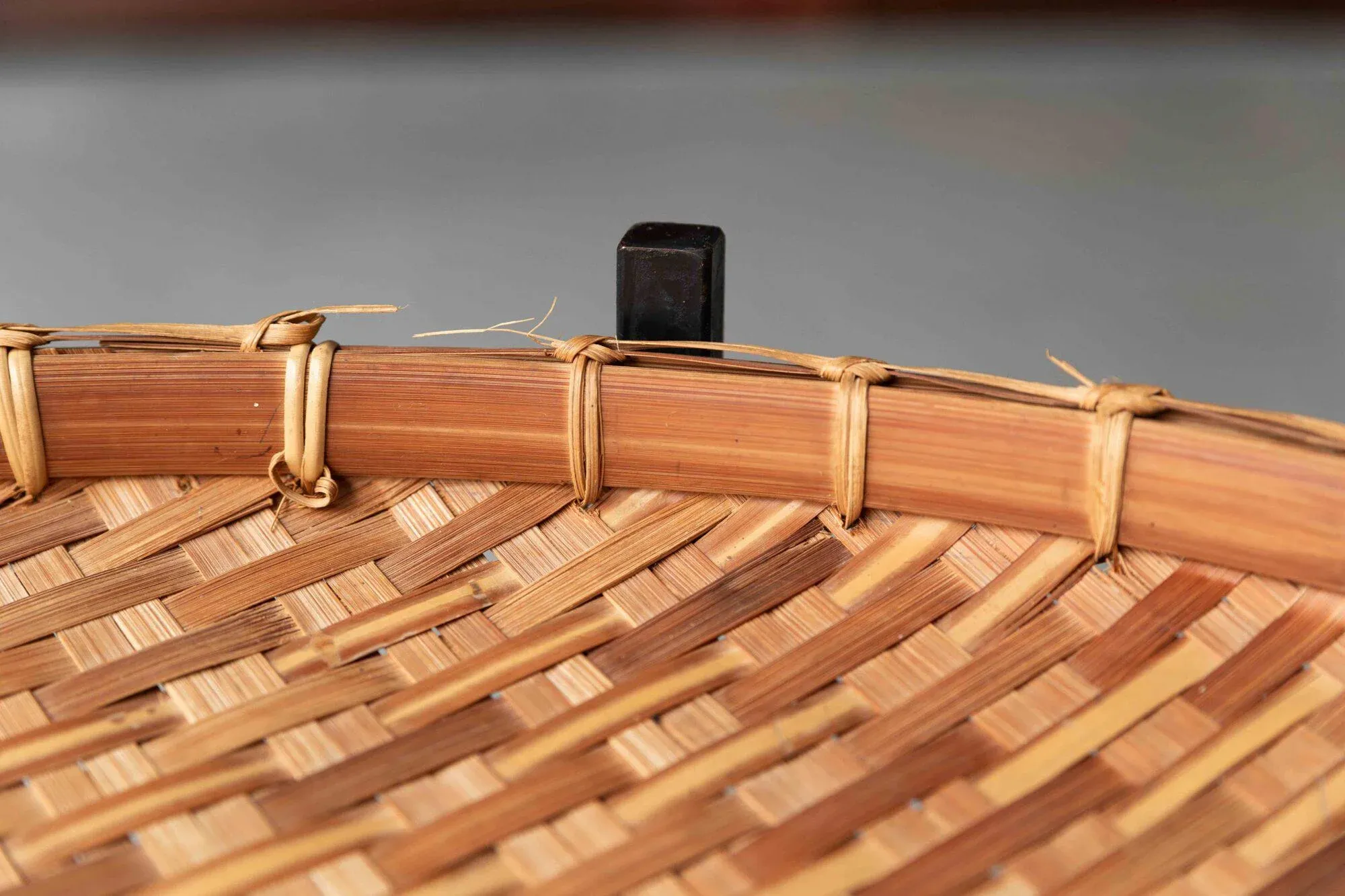 Rattan Magazine Tray Table