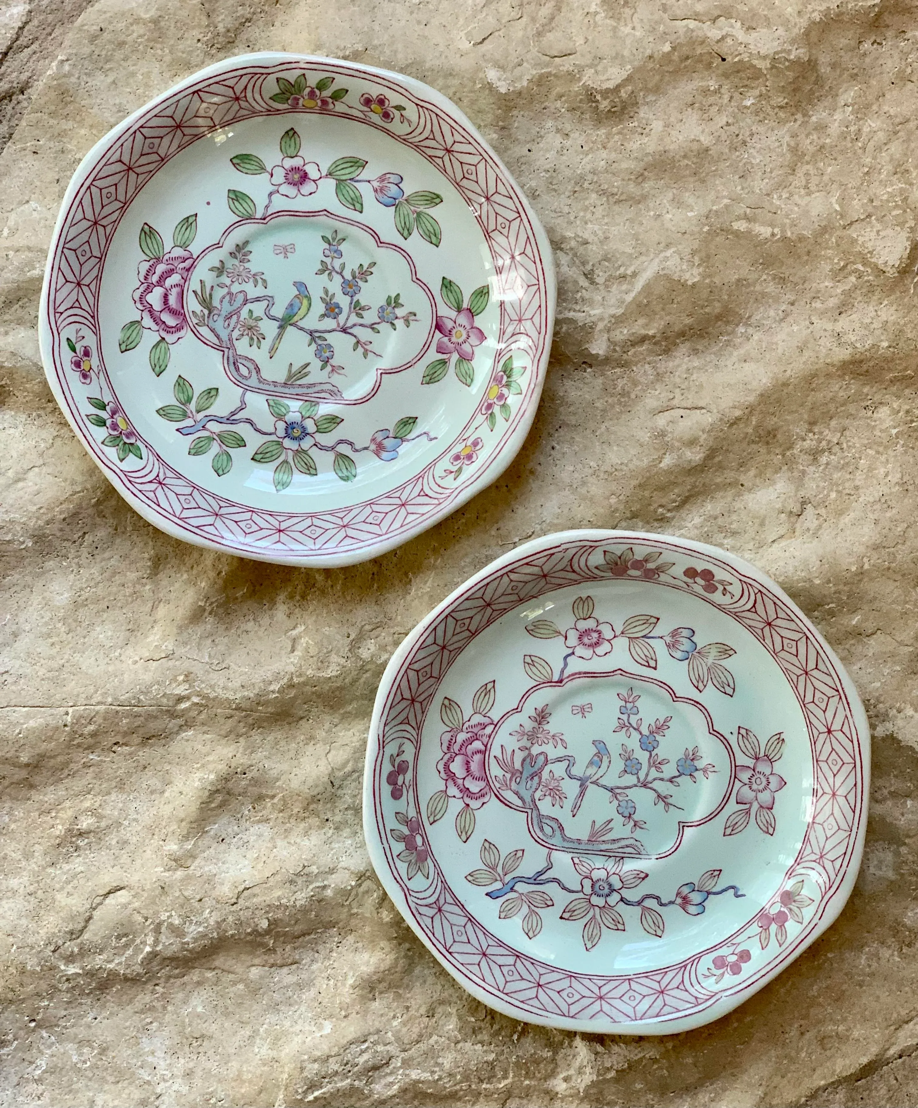 【中古】 Clarifica Me WilliamByrd Petite Antique English Calyx Ware 'Singapore Bird' Pattern