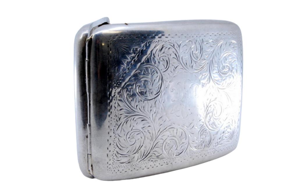 Silver Cigarette Case with Engraved Curved Garlands
