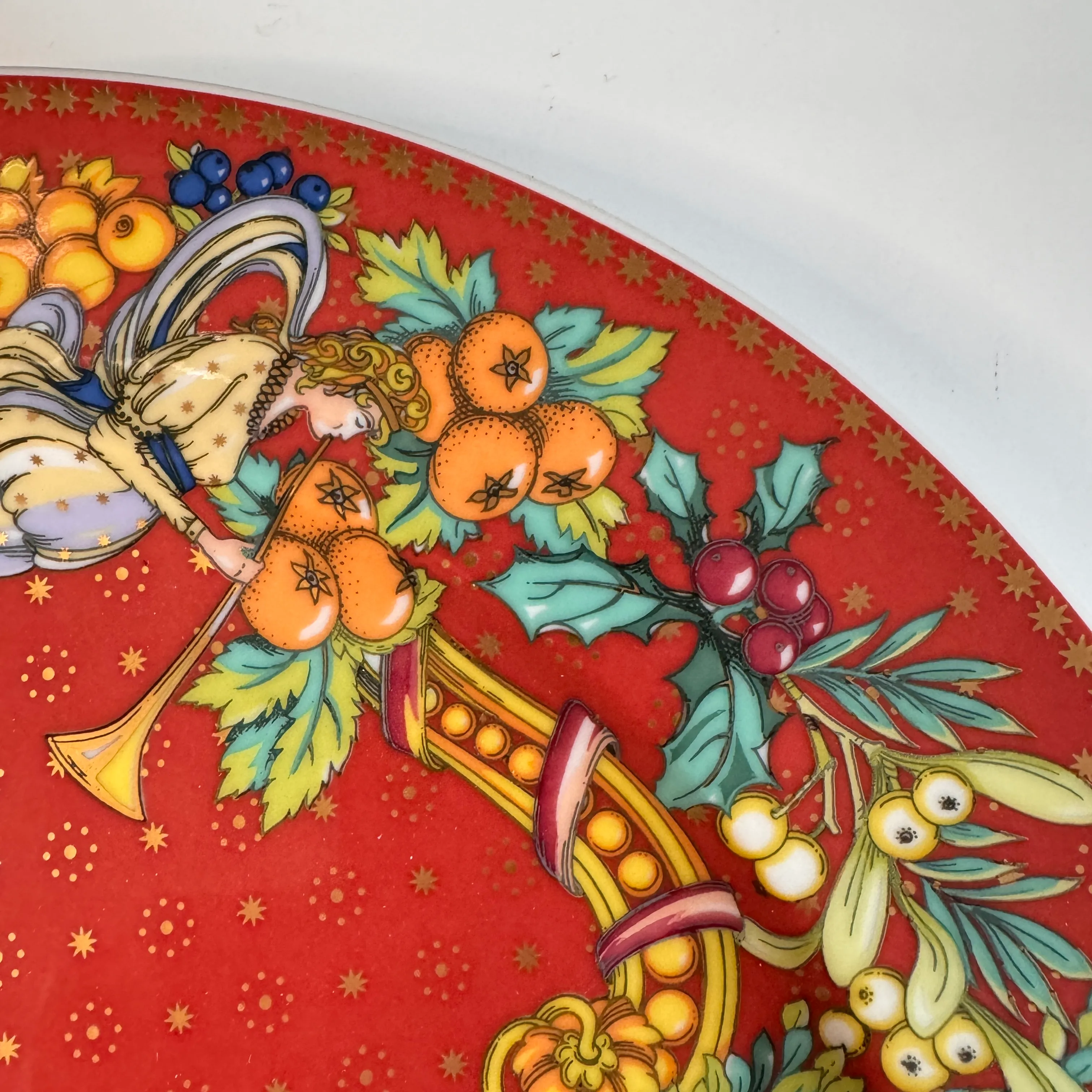 Le Reve De Noel Charger Plate by Versace for Rosenthal Christmas