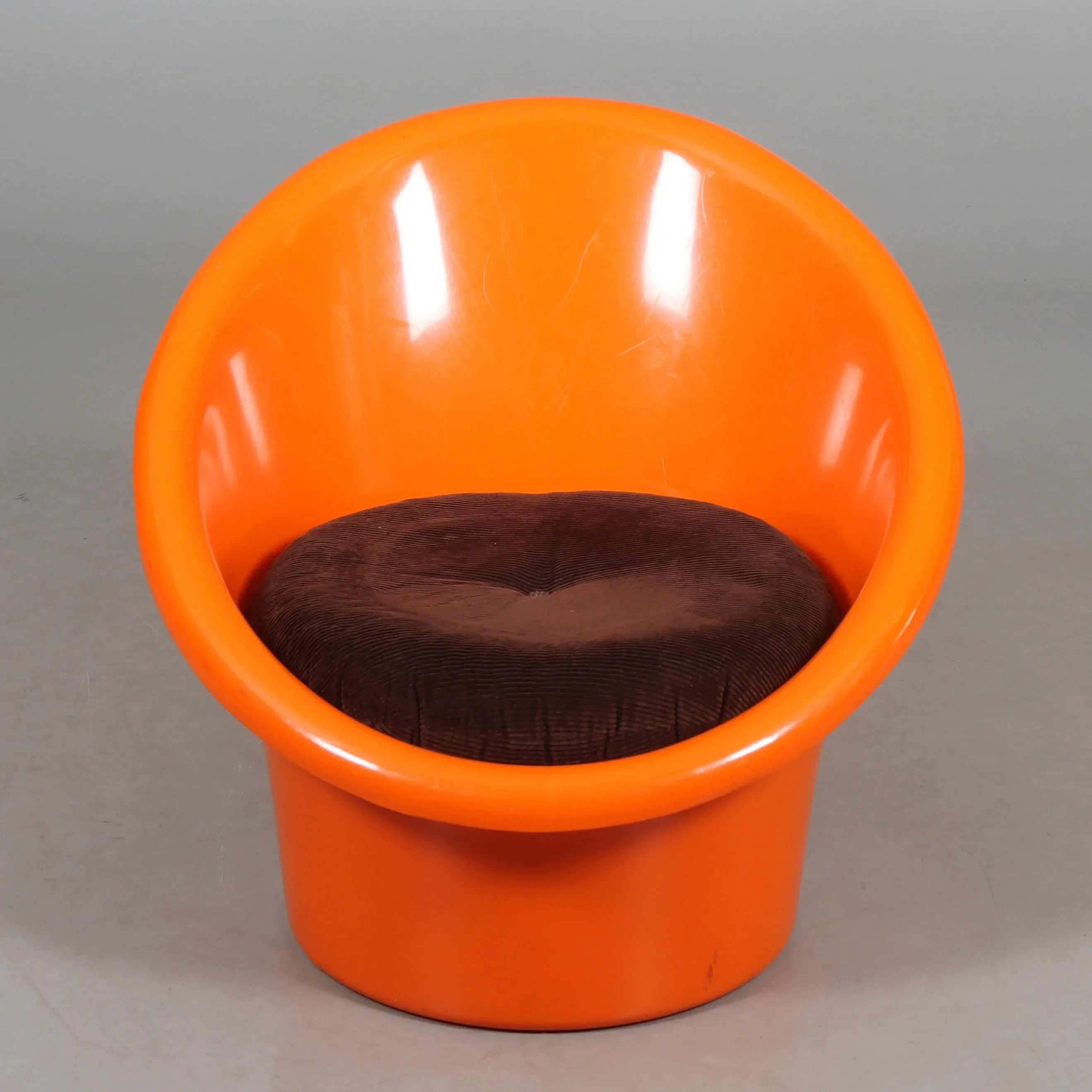 space-age-skopan-lounge-chair-