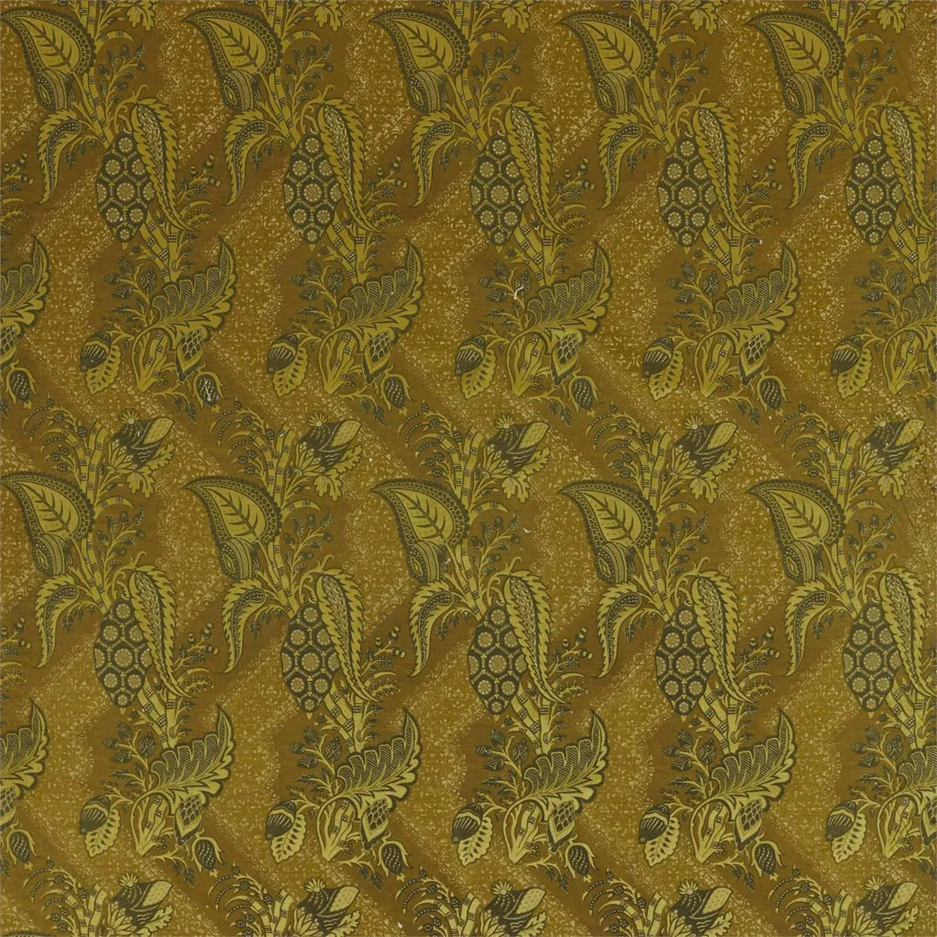 Zoffany Bizarre Velvet Fabric in Tigers Eye
