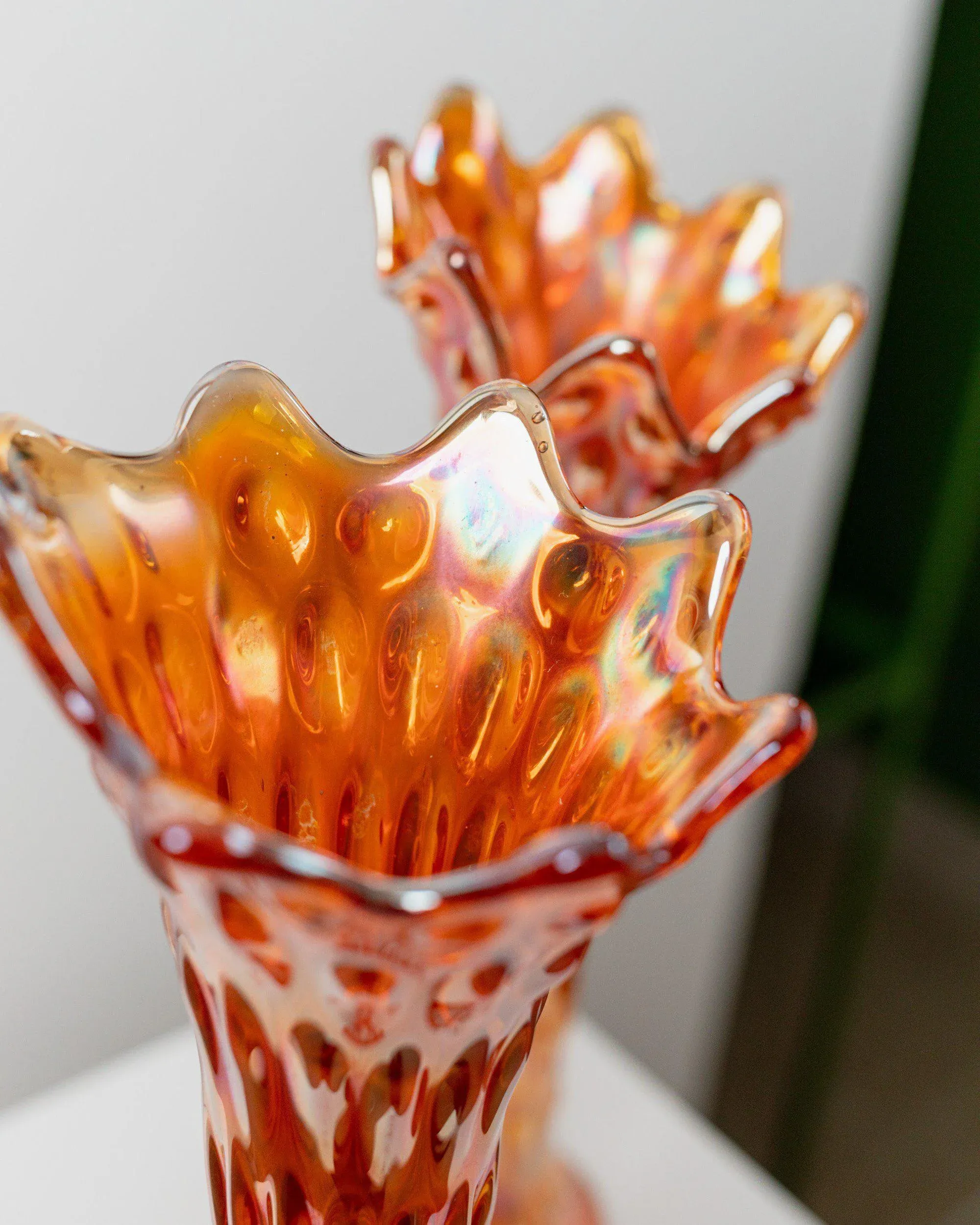 FENTONフェントンカー二バルアンティークUSA carnival vase FENTON DIAMOND & RIB SWUNG CARNIVAL GLASS VASE | eBay
