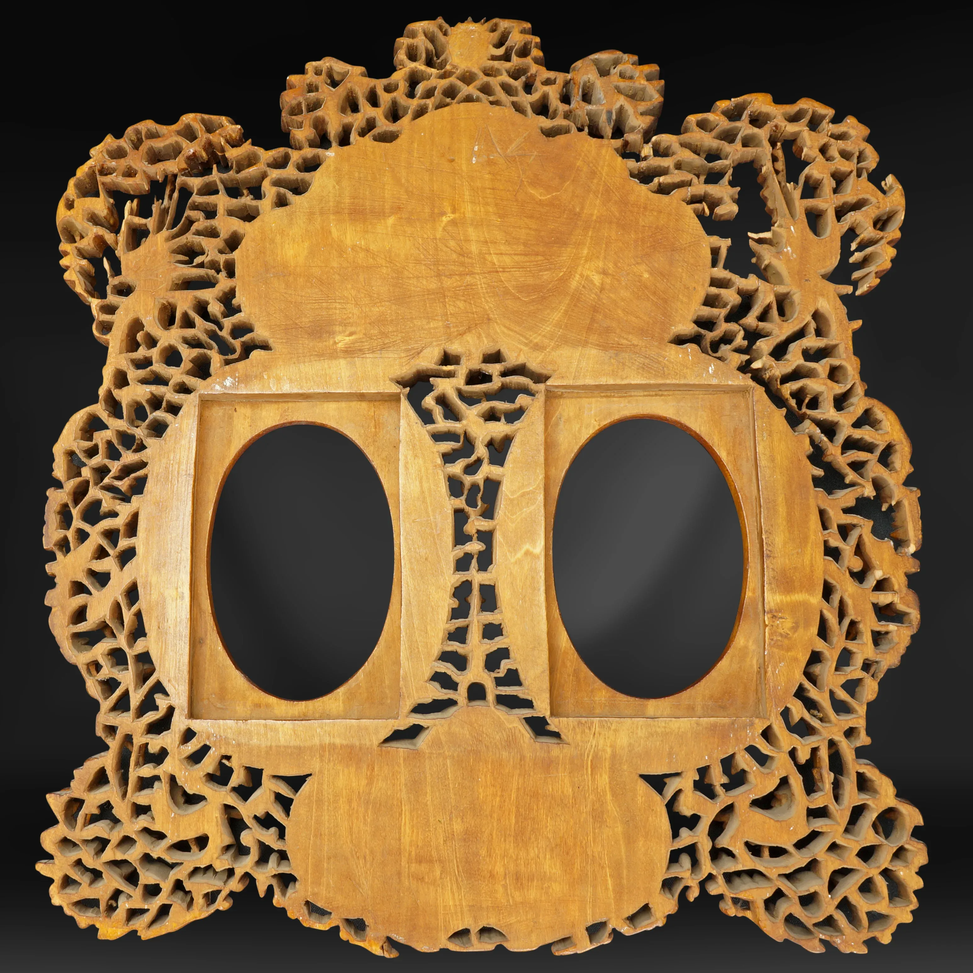v160-10 中国漢時代 古銅製 花形 古鏡 83g J Antique Chinese Wood Frame Circa 1830 | Chairish