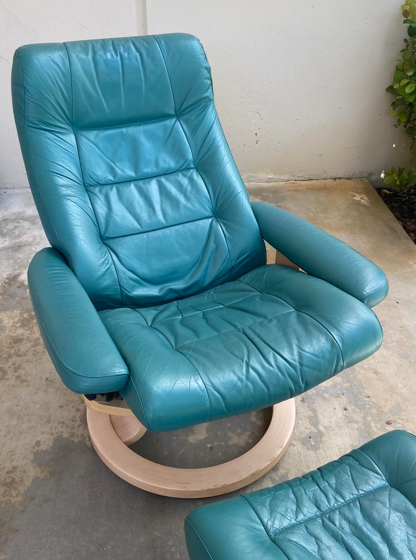 1990s Ekornes Stressless Vintage Lounge Chair With Ottoman Chairish
