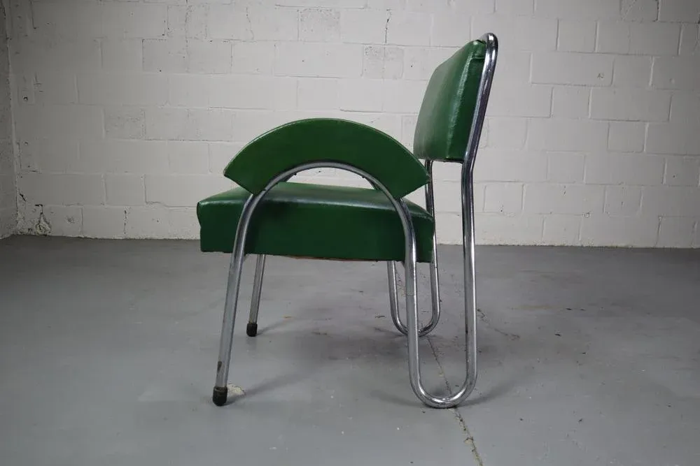 Bauhaus Tubular Cantilever Chair, 1930s