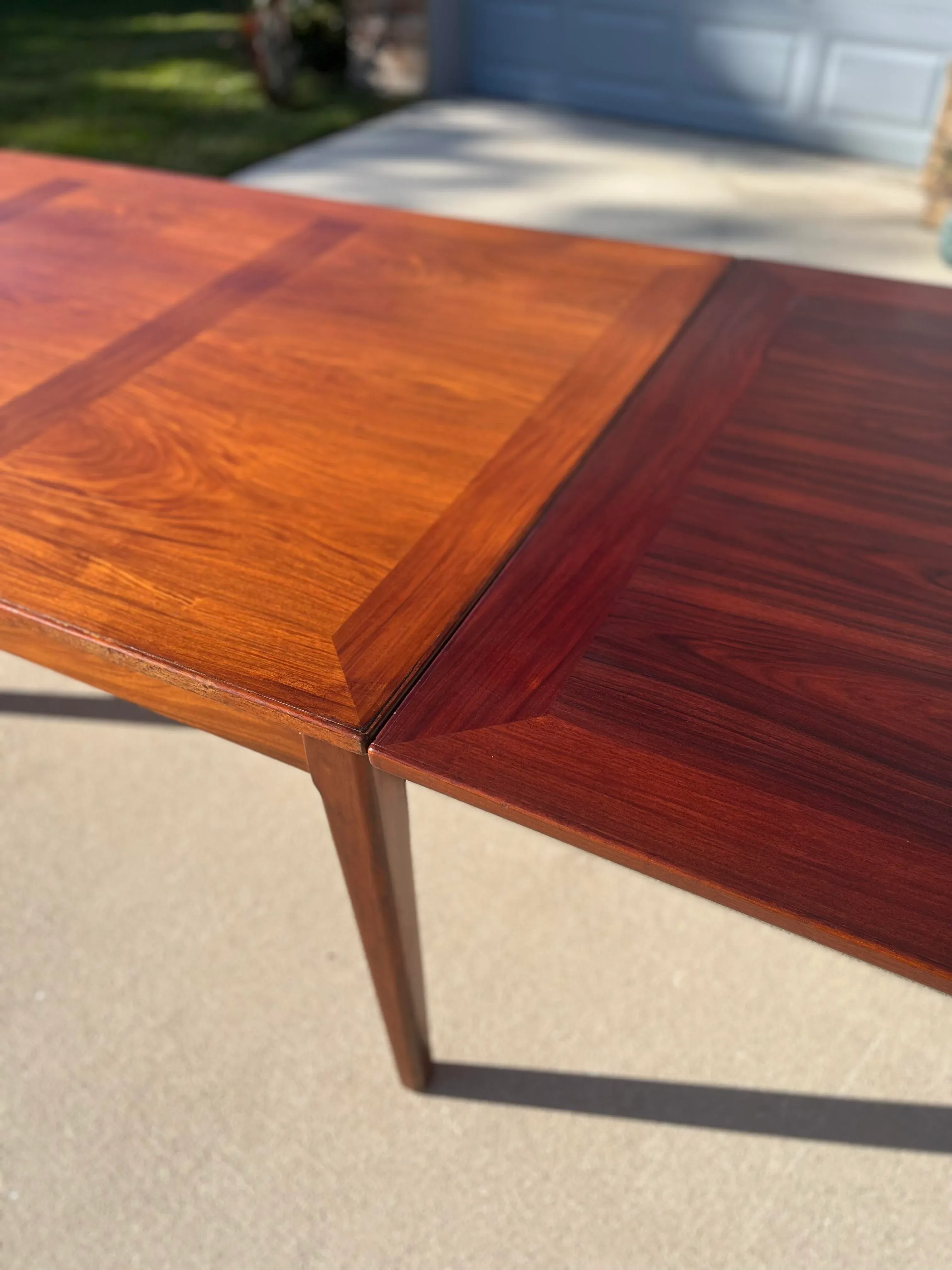 Mid Century Two-Toned Rosewood Extendable Dining Table for a Feast