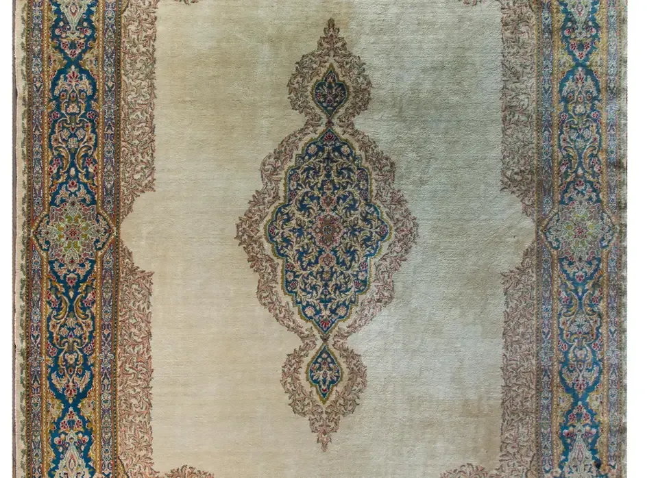 ラグ・カーペット persian kirman rug Early 20th Century Persian Kirman Rug