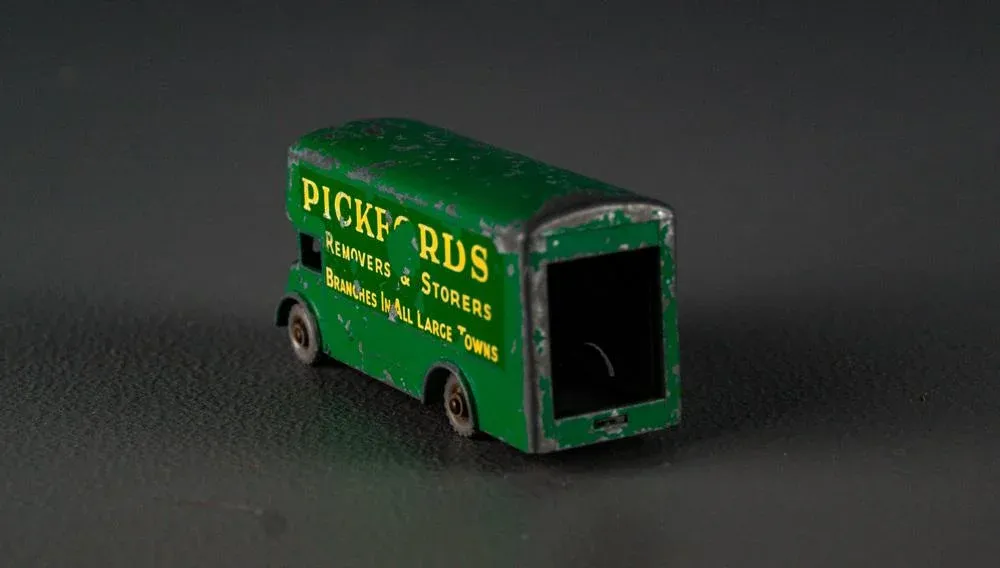Removal Van Pickfords Lesney Series No 46 from Matchbox