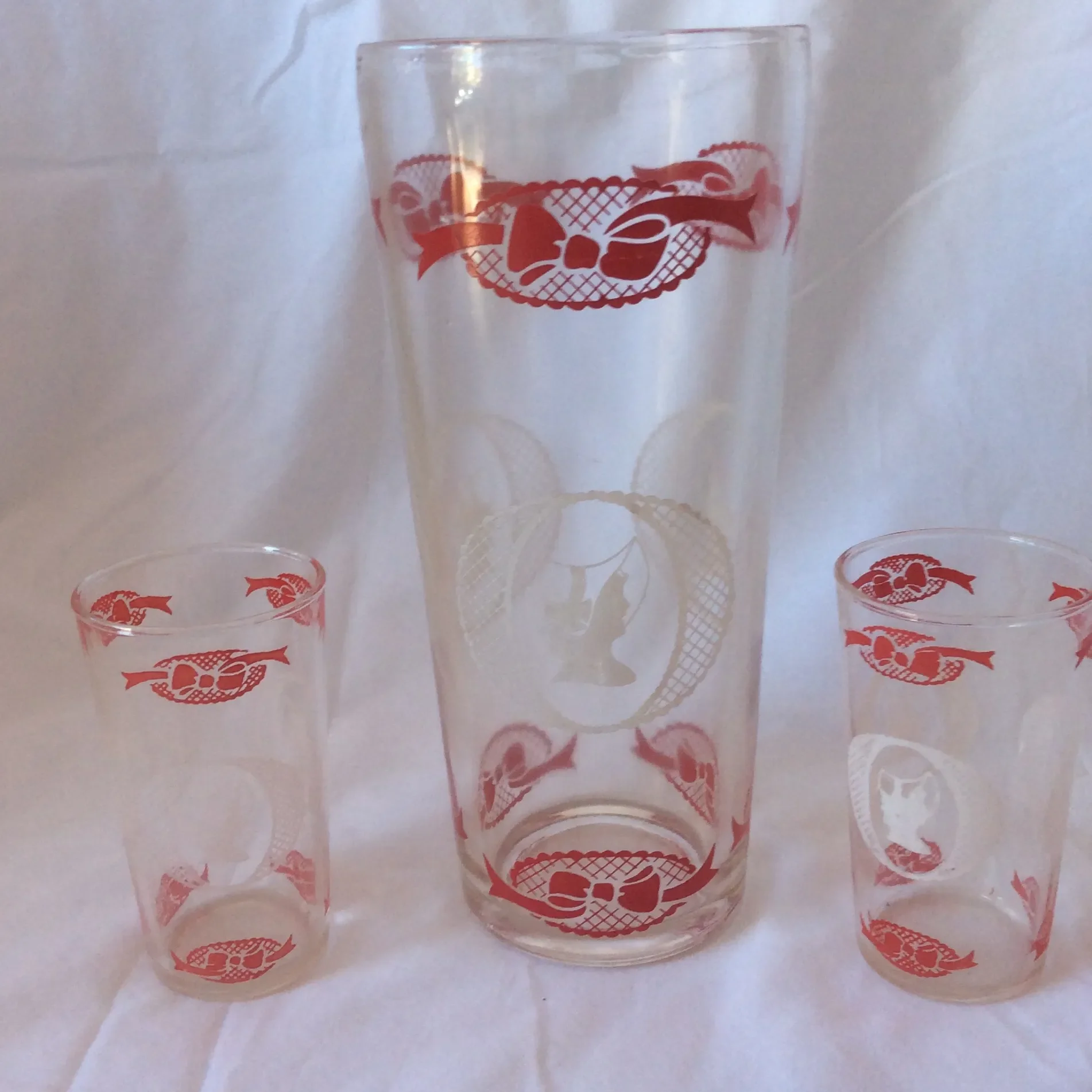 wine red glass Raye Angled Crystal Burgundy Glasses Set of 2 main image 1