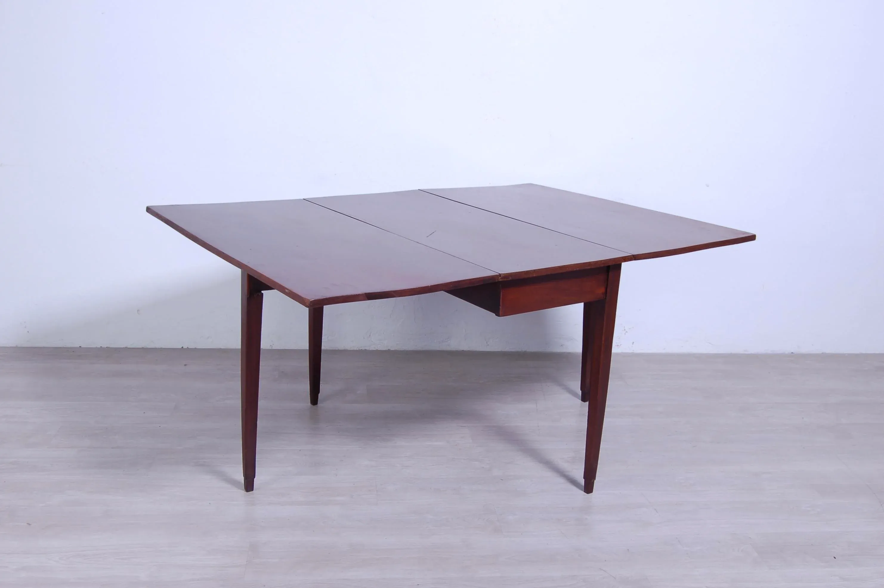 Vintage Console Table with Rectangular Bands