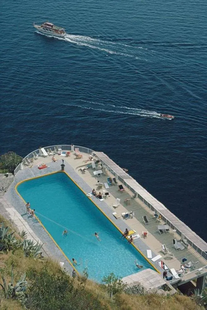 Slim Aarons, Belvedere Pool, Estate Stamped Photographic Print, 1984 / 2020s