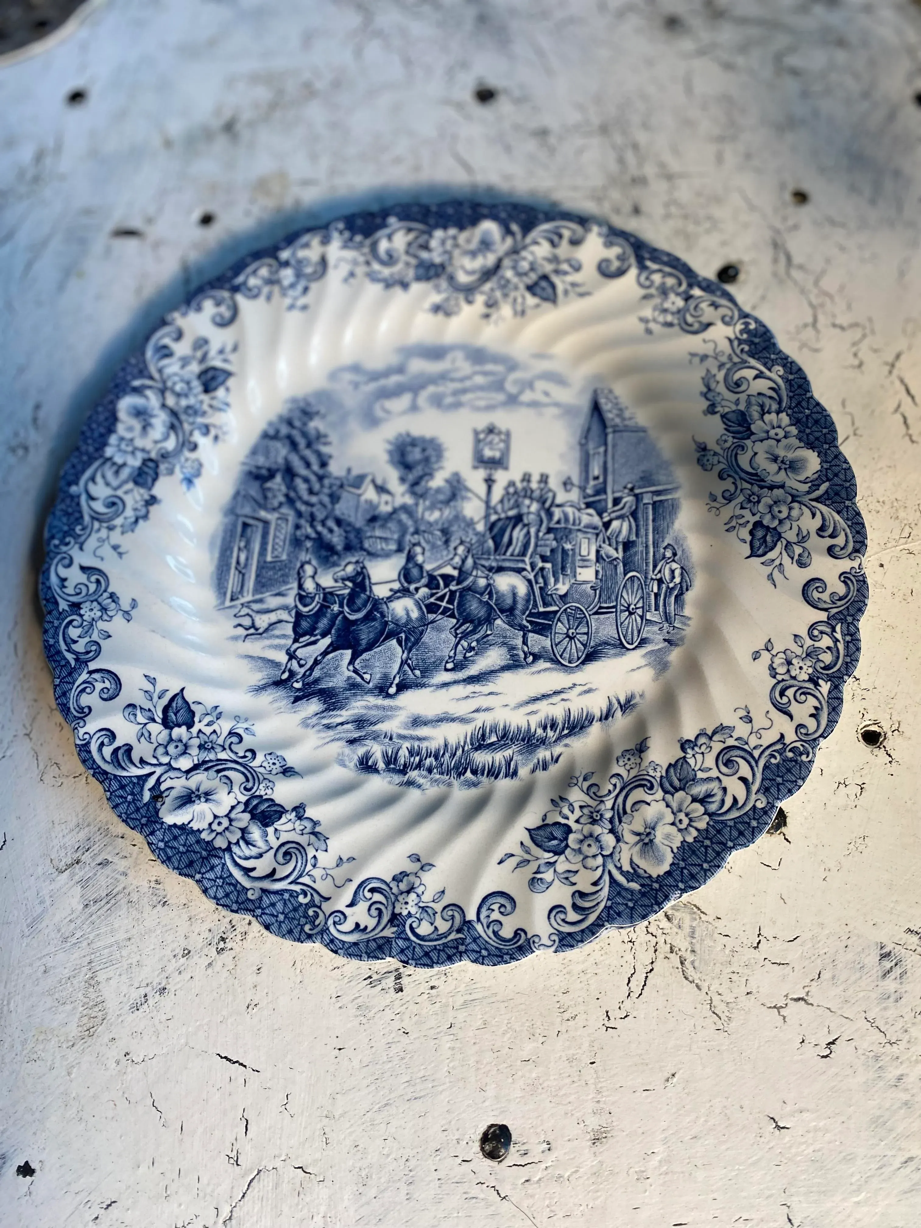 1980s Johnson Brothers Blue Coaching Scenes Dinner Plates- Set of