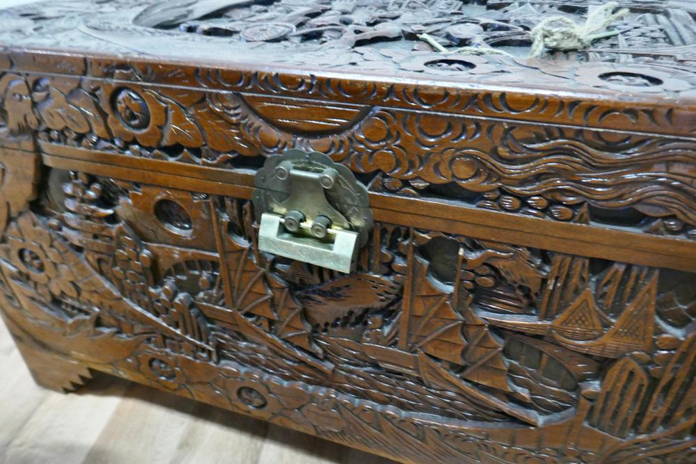 large-carved-oriental-camphor-