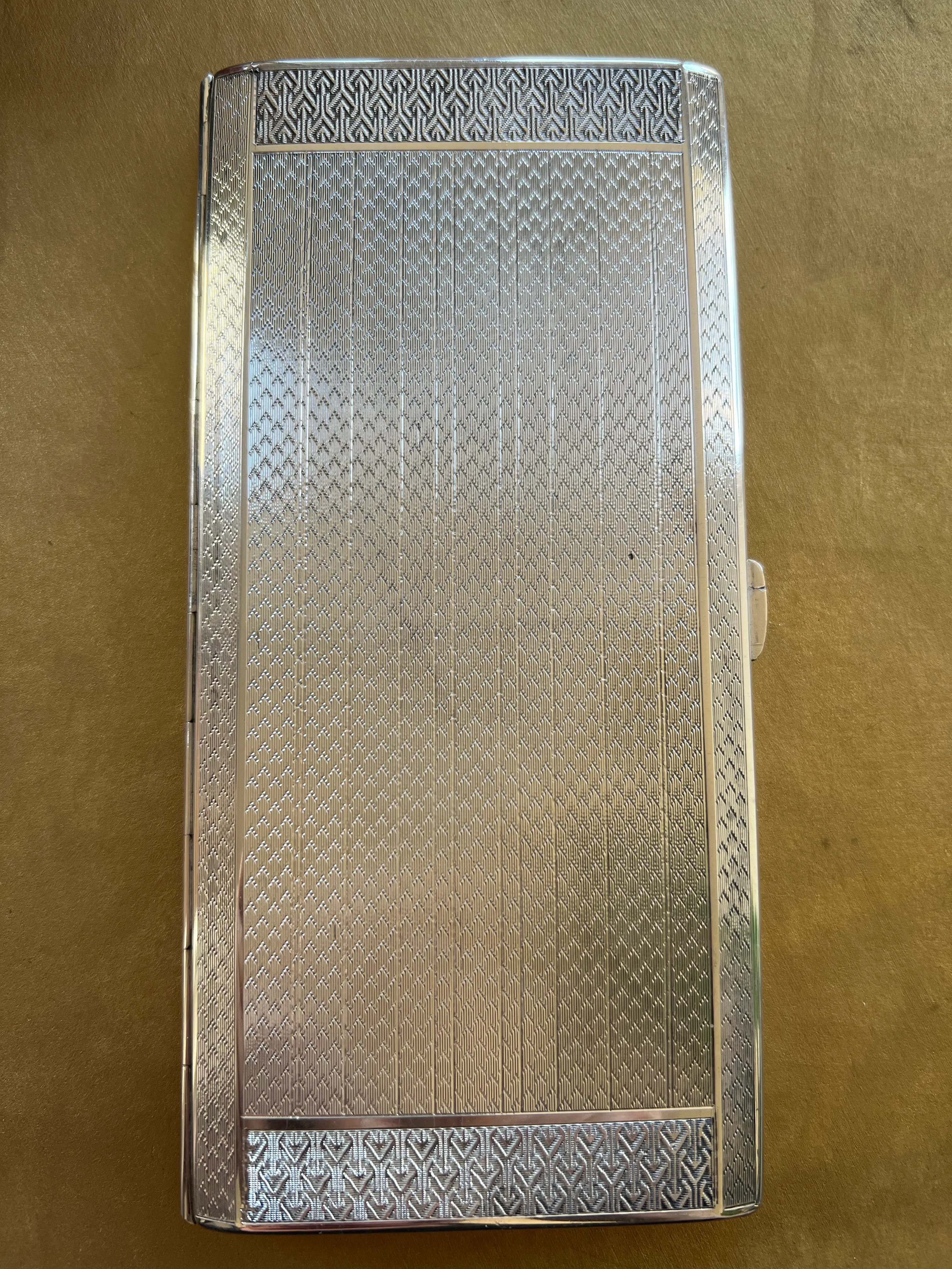 gizeh rollbox cigarette rolling machine Gizeh Rollbox Rolling Machine for slim and regular cigarettes