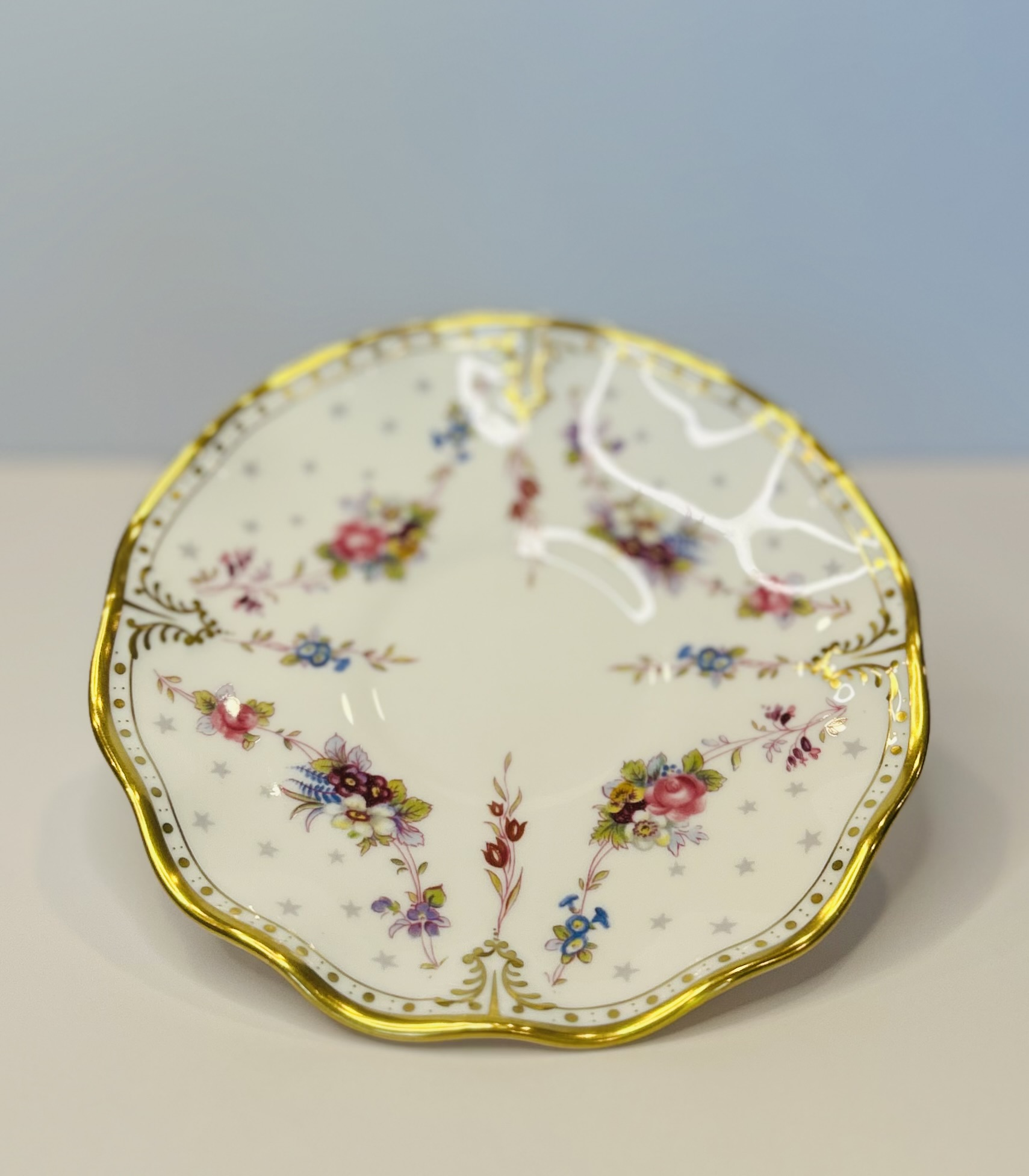 1980s Royal Antoinette XLVII Embossed Royal Crown Derby