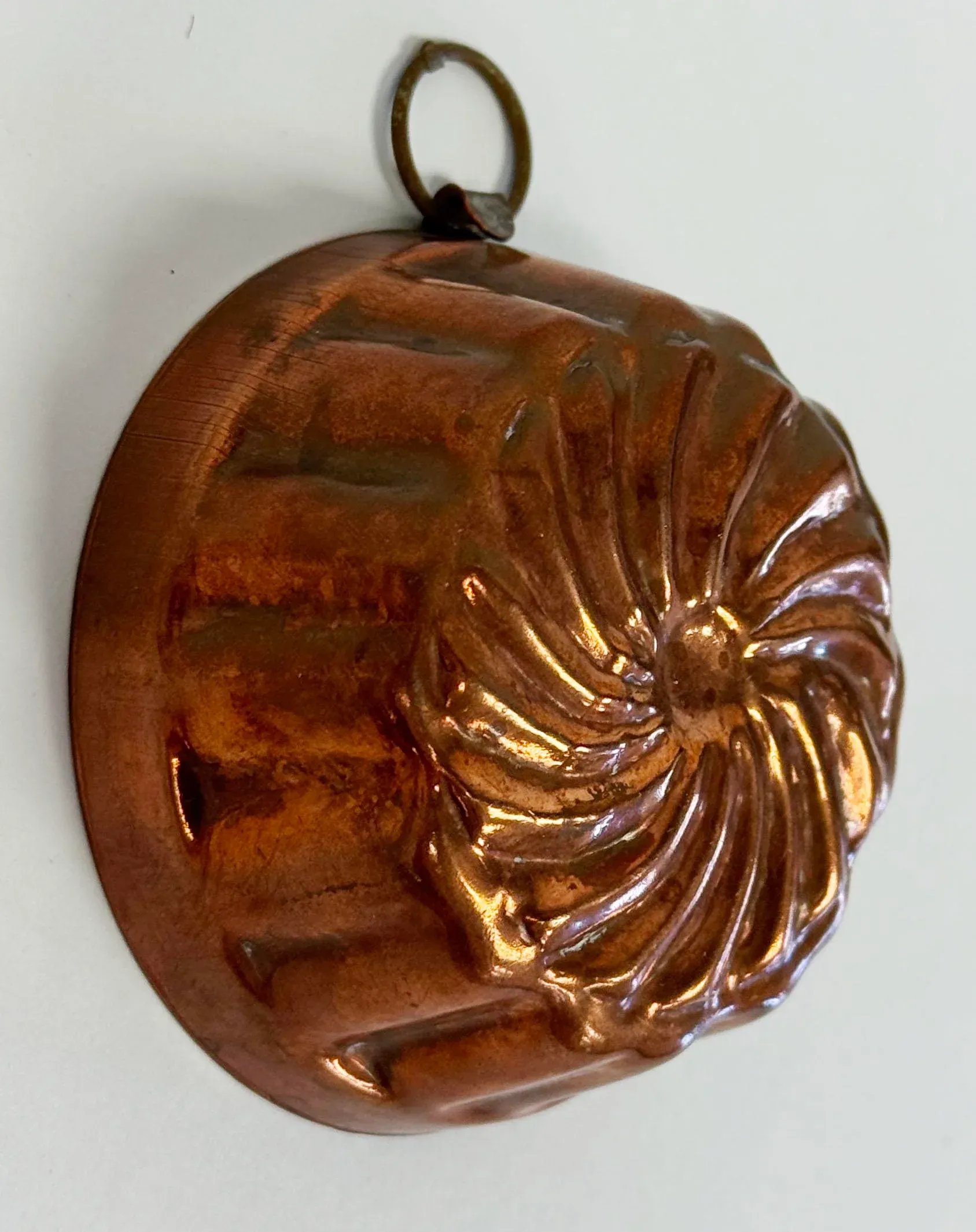 Vintage Petite Swirl Pattern Copper Mold | Chairish