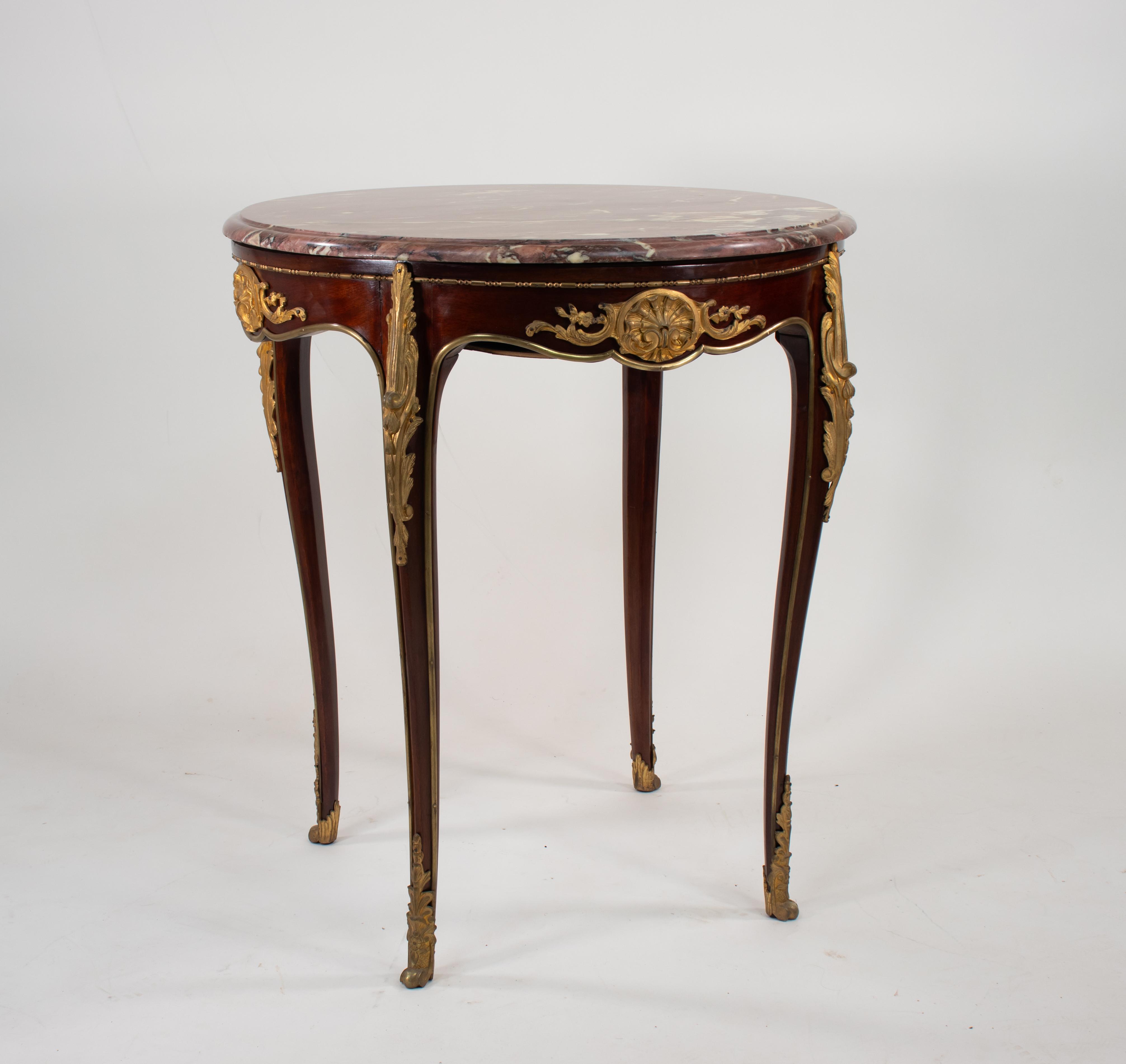 【仏蘭西】 ルイ15世様式 ナイフレスト 4個組 Louis XV 仏蘭西】 ルイ15世様式 ナイフレスト 4個組 Louis XV 2025年