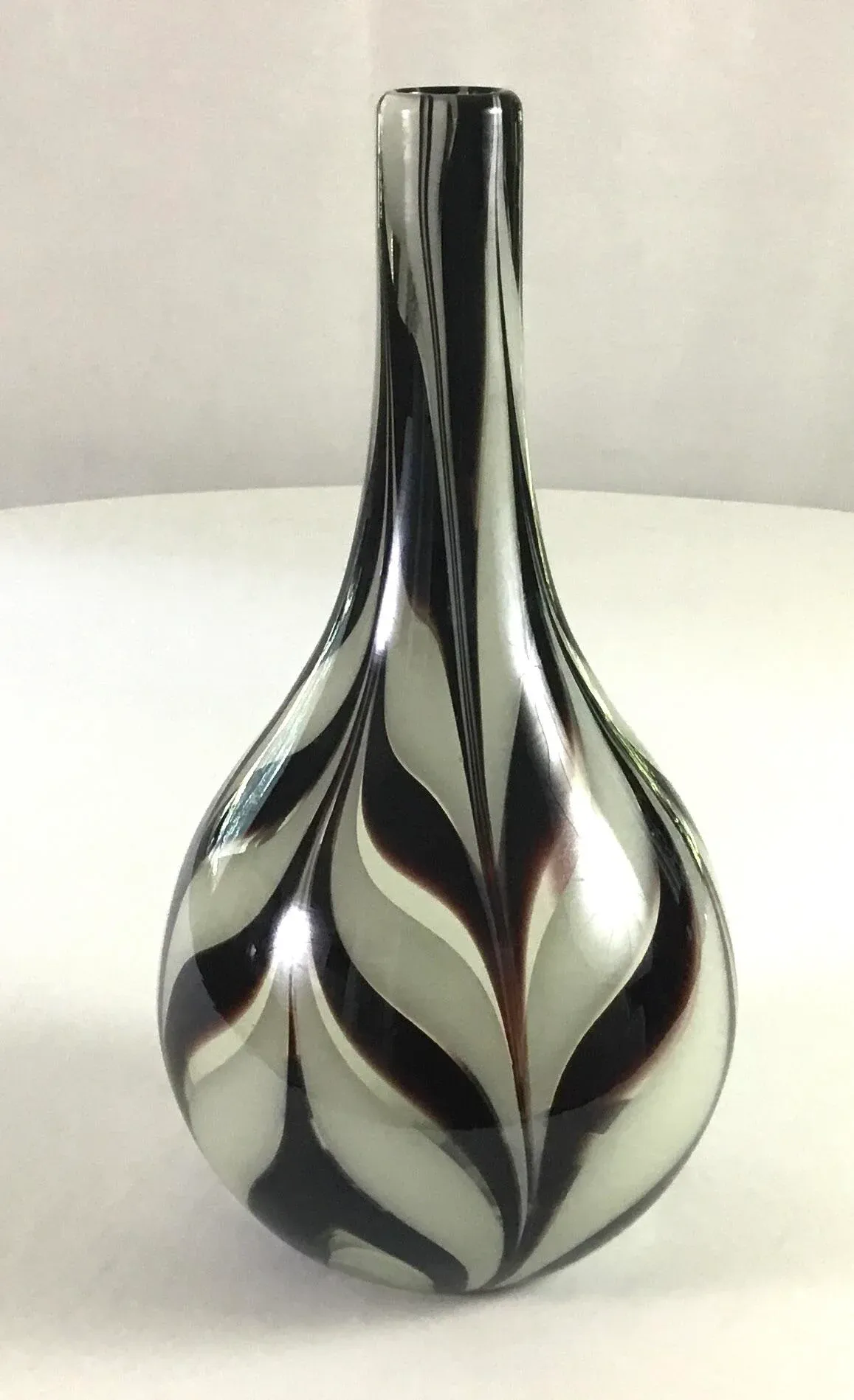 1970s Handblown Art Glass Vase | Chairish