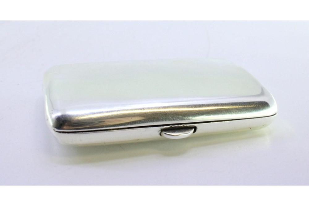 tobacco rolling cigarette case 3D Printable Rolling Tobacco Case V1.0 by Andrei Rapoport