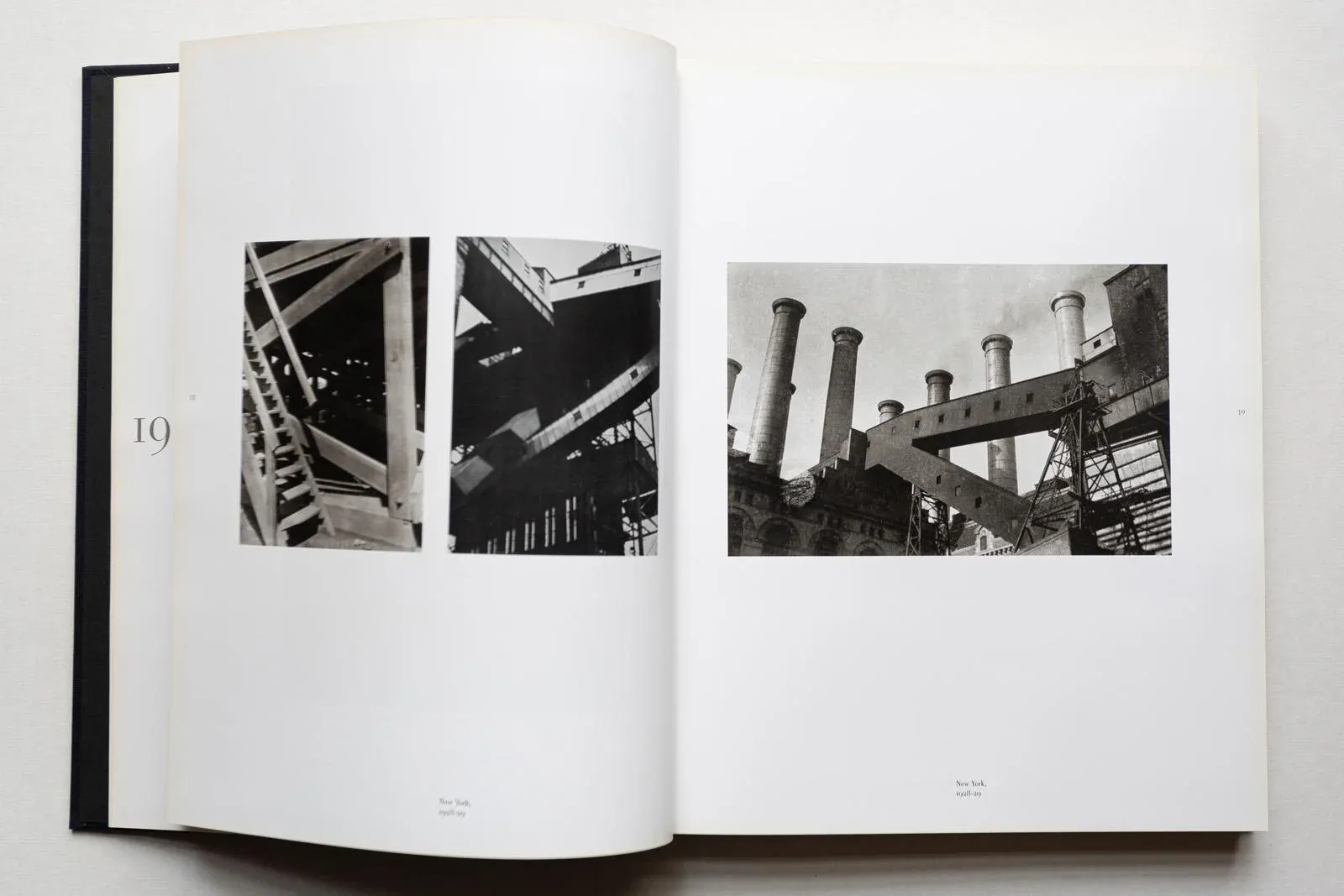 アート・デザイン・音楽 Walker Evans The Hungry Eye 最新な Walker Evans アート・デザイン・音楽 - アート