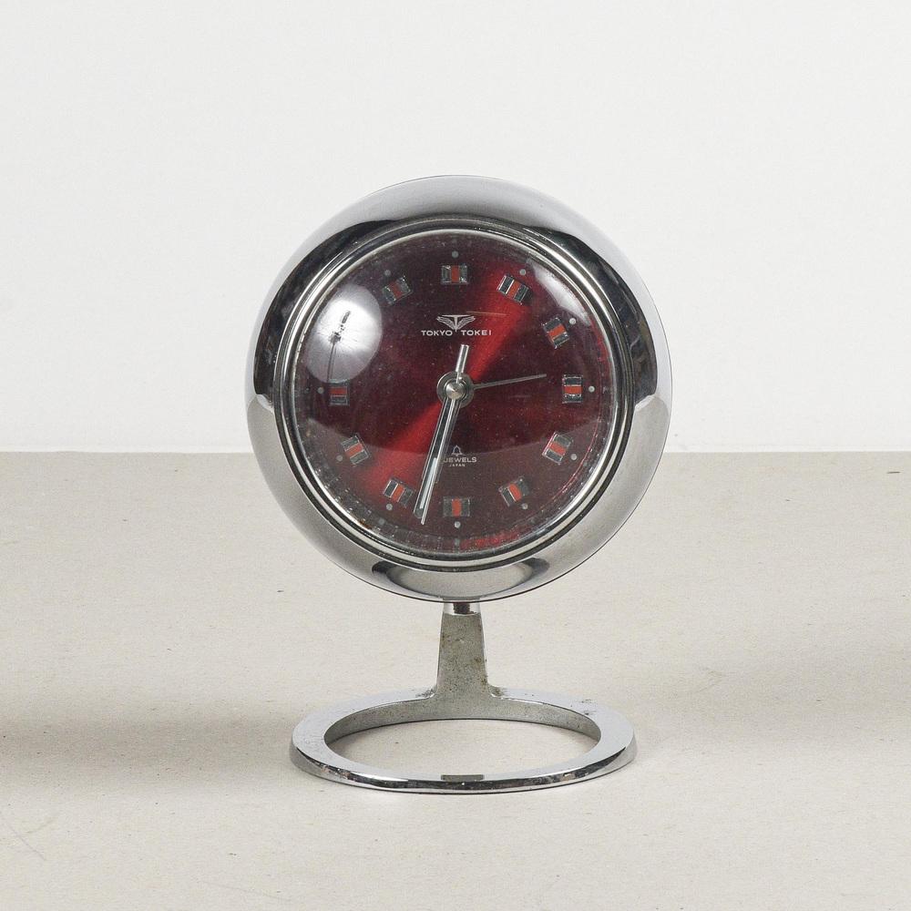 space-age-alarm-clock-from-