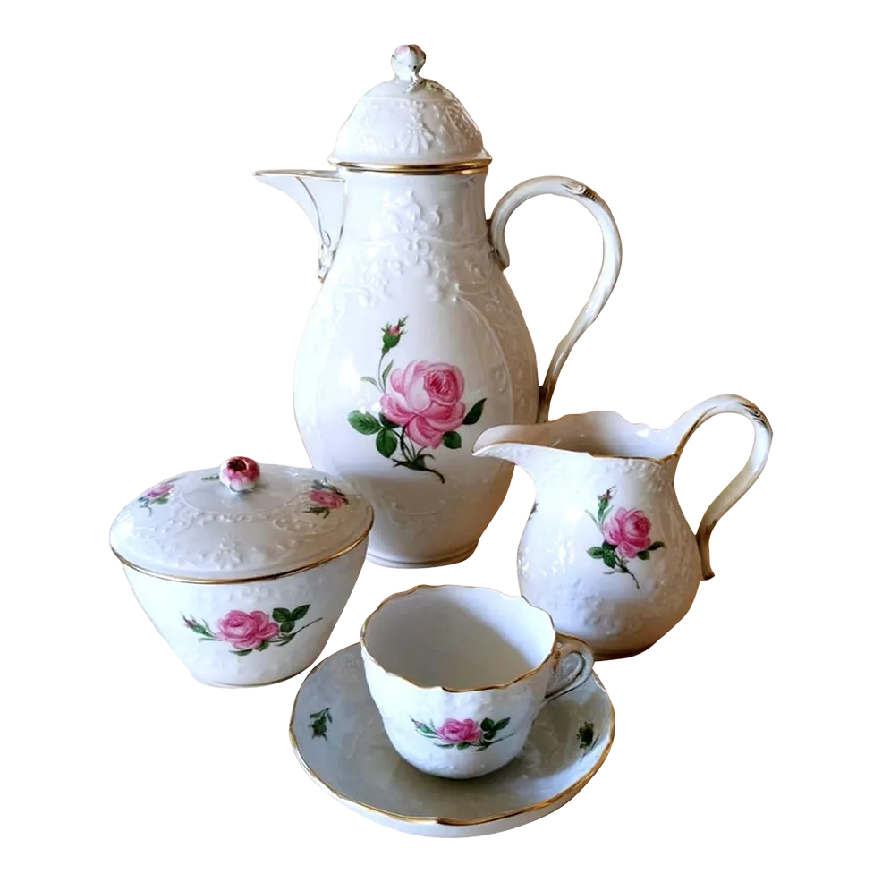 Item No. 9957: A Meissen Forget-Me-Not Cup And Saucer, ca. 1880